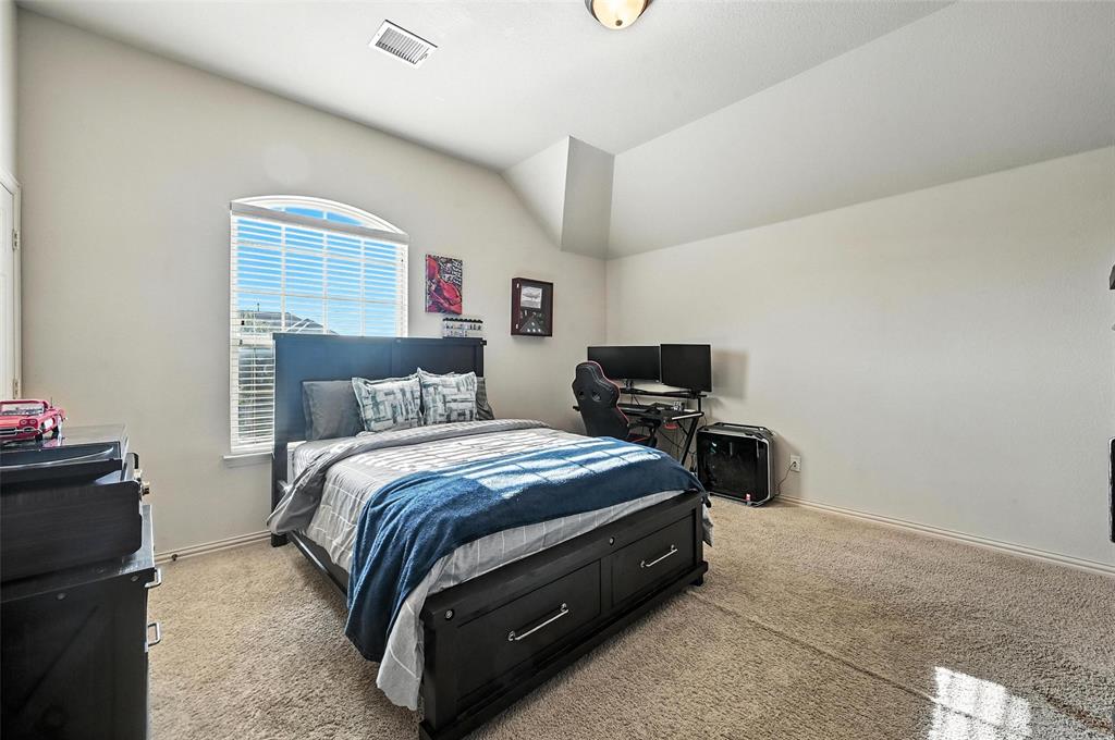 Fort Worth, Texas, 76179, United States, 6 Bedrooms Bedrooms, ,4 BathroomsBathrooms,Residential,For Sale,1906801