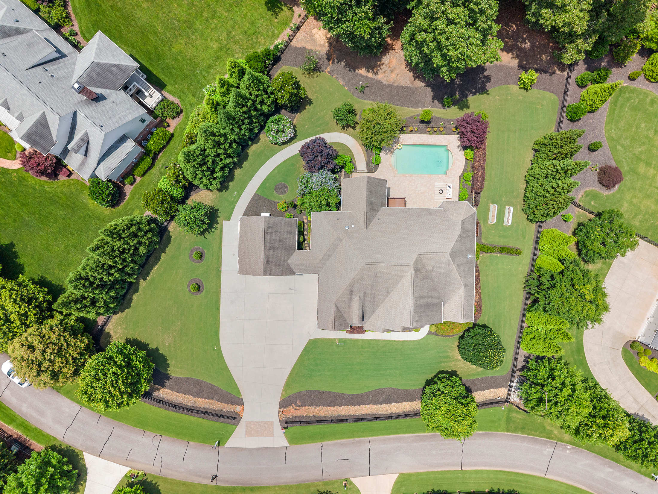  A Private Luxury Estate Set on Over One-Acre in Trinity Creek - 物件實景
