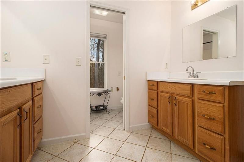 Hampton, Georgia, 30228, United States, 6 Bedrooms Bedrooms, ,6 BathroomsBathrooms,Residential,For Sale,2018097