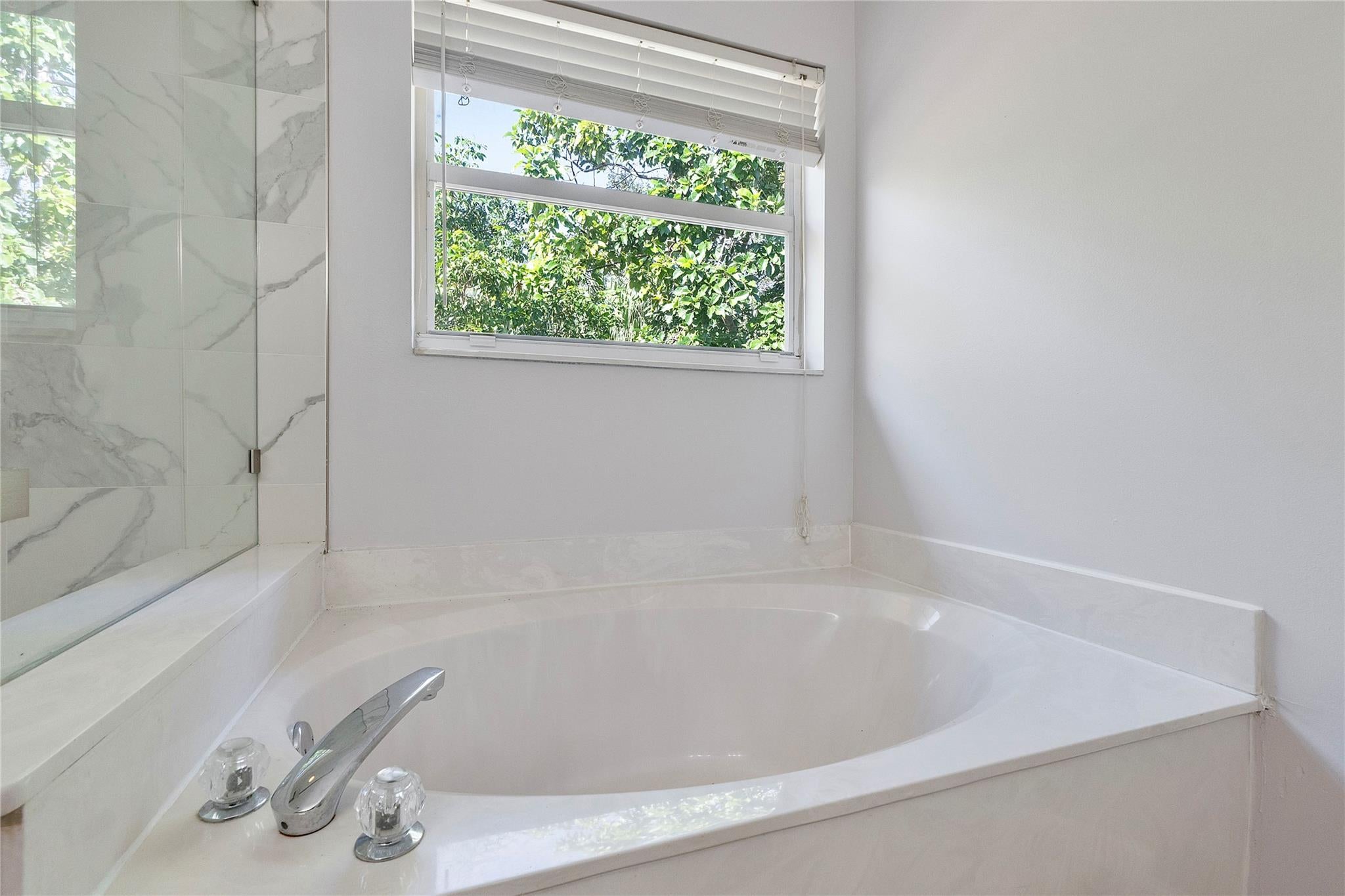 Coral Springs, Florida, 33071, United States, 3 Bedrooms Bedrooms, ,3 BathroomsBathrooms,Residential,For Sale,1977675