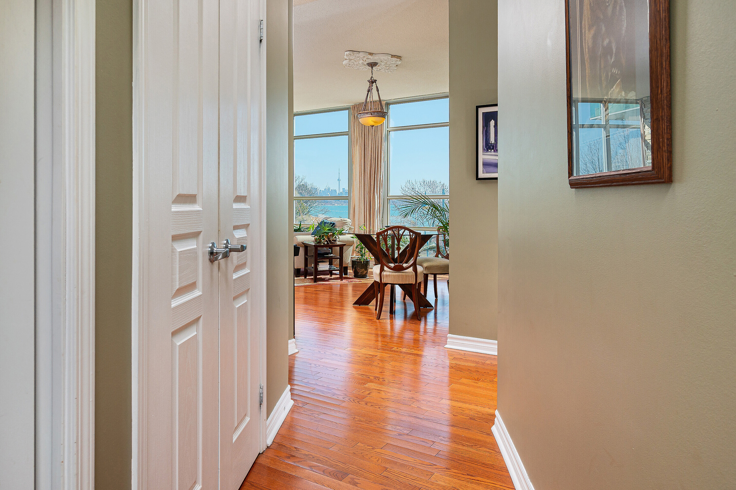  Stunning Waterfront Condo - 物件實景