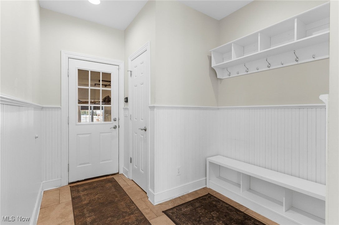 Canfield, Ohio, 44406, United States, 5 Bedrooms Bedrooms, ,5 BathroomsBathrooms,Residential,For Sale,2005760