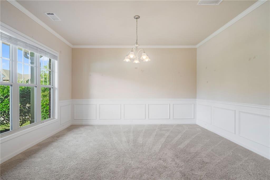 Cumming, Georgia, 30040, United States, 5 Bedrooms Bedrooms, ,4 BathroomsBathrooms,Residential,For Sale,1979728