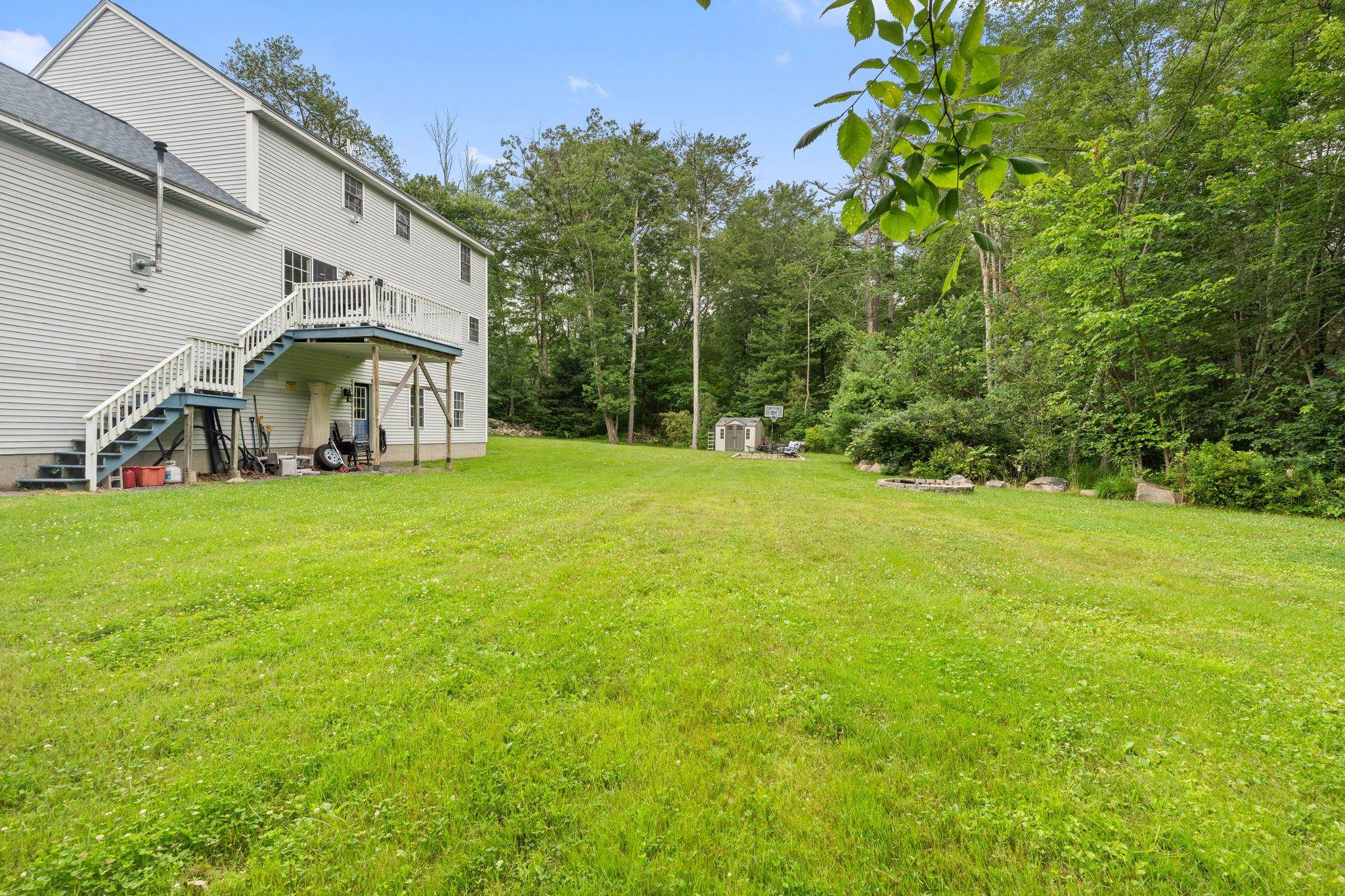 Londonderry, New Hampshire, 03053, United States, ,Residential,For Sale,1916395