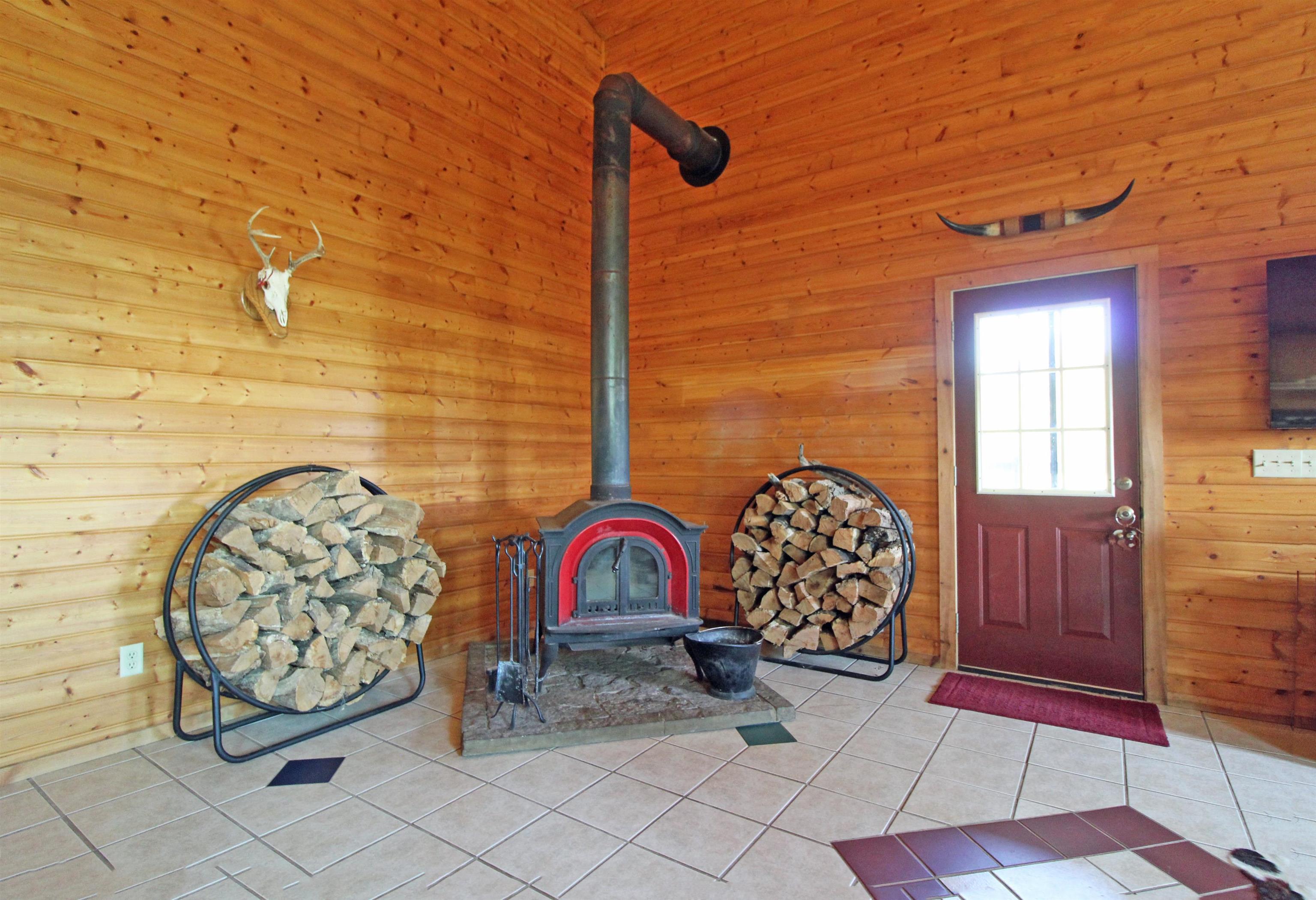 Arena, Wisconsin, 53503, United States, 3 Bedrooms Bedrooms, ,2 BathroomsBathrooms,Residential,For Sale,1980037