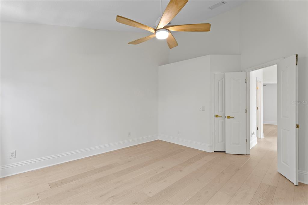 Tampa, Florida, 33602, United States, 3 Bedrooms Bedrooms, ,3 BathroomsBathrooms,Residential,For Sale,1902544