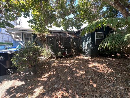 Van Nuys, California, 91401, United States, 2 Bedrooms Bedrooms, ,1 BathroomBathrooms,Residential,For Sale,1914216