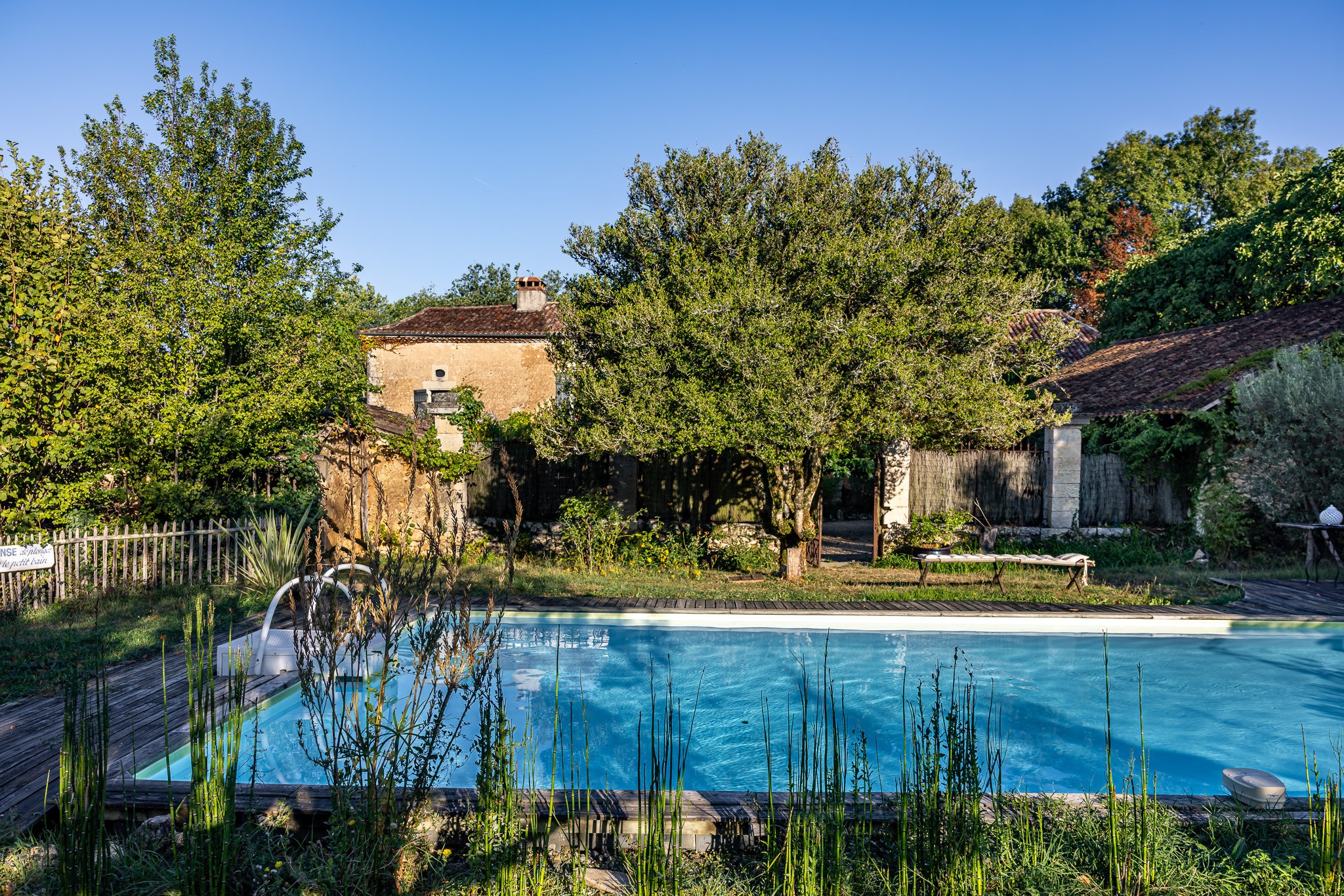  A Hidden Hamlet in the Heart of the Périgord, Offering Five Separate Residences - 物件實景