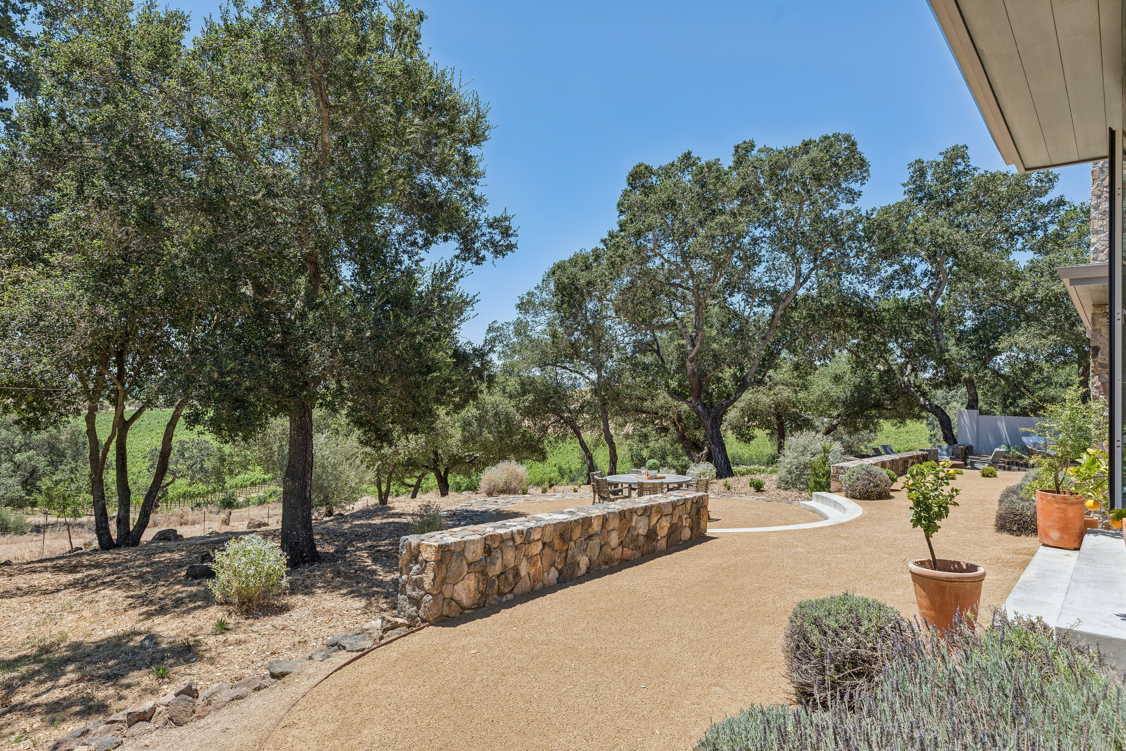  Refined Wine Country Estate - 物件實景