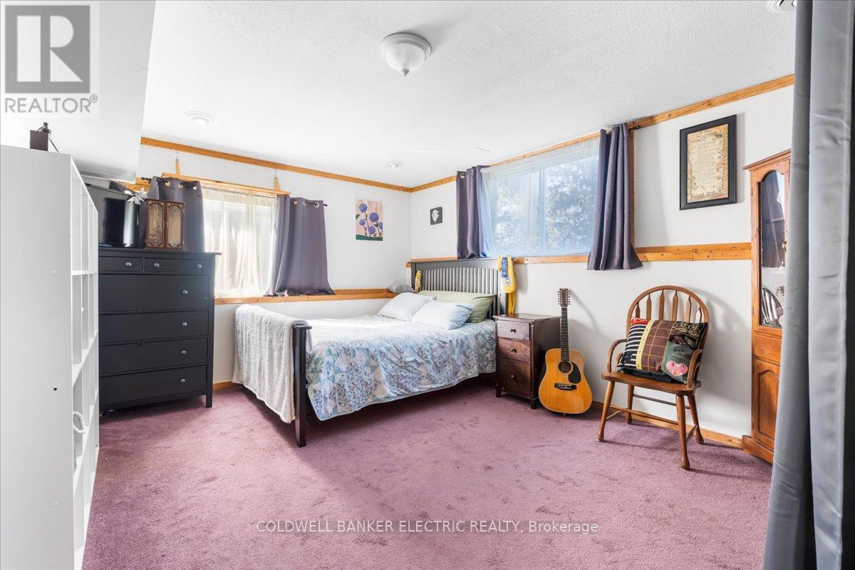 PRINCE EDWARD COUNTY (AMELIASBURG WARD), Ontario, K0K 1A0, CA, 5 Bedrooms Bedrooms, ,2 BathroomsBathrooms,Residential,For Sale,1867641