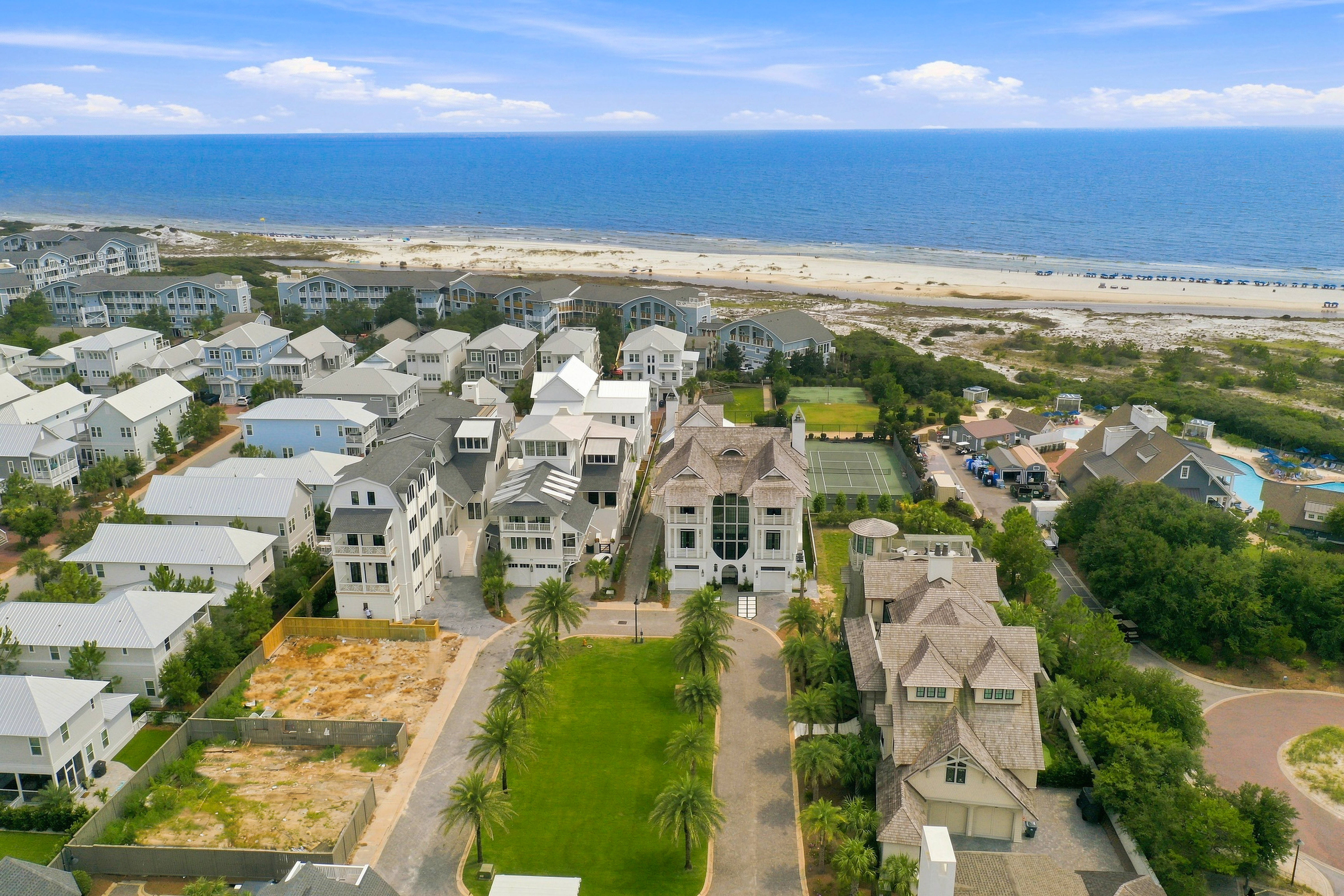  Sophisticated Coastal Living Framed By Gulf Views - 物件實景