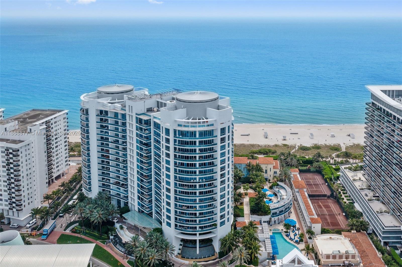 Miami Beach, Florida, 33140, United States, 3 Bedrooms Bedrooms, ,4 BathroomsBathrooms,Residential,For Sale,1934694