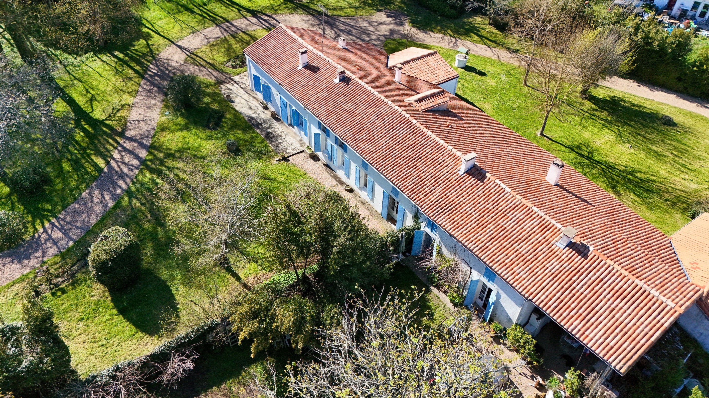  ELEGANT CHARACTER FARMHOUSE WITH INDEPENDENT HOUSE RENTED YEAR-ROUND ON EXPANSI… - 物件實景