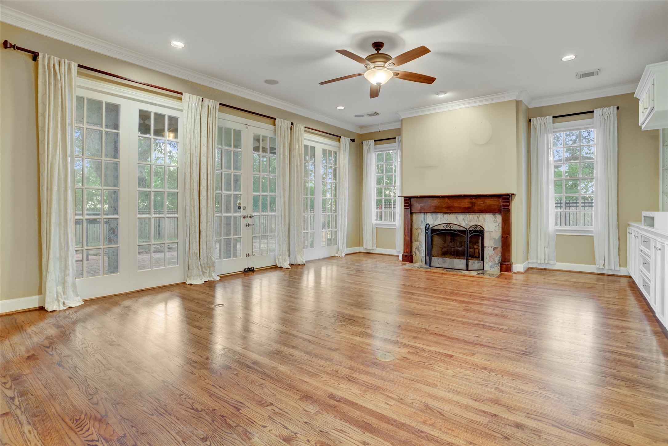 3502 Gramercy Street - 物件實景