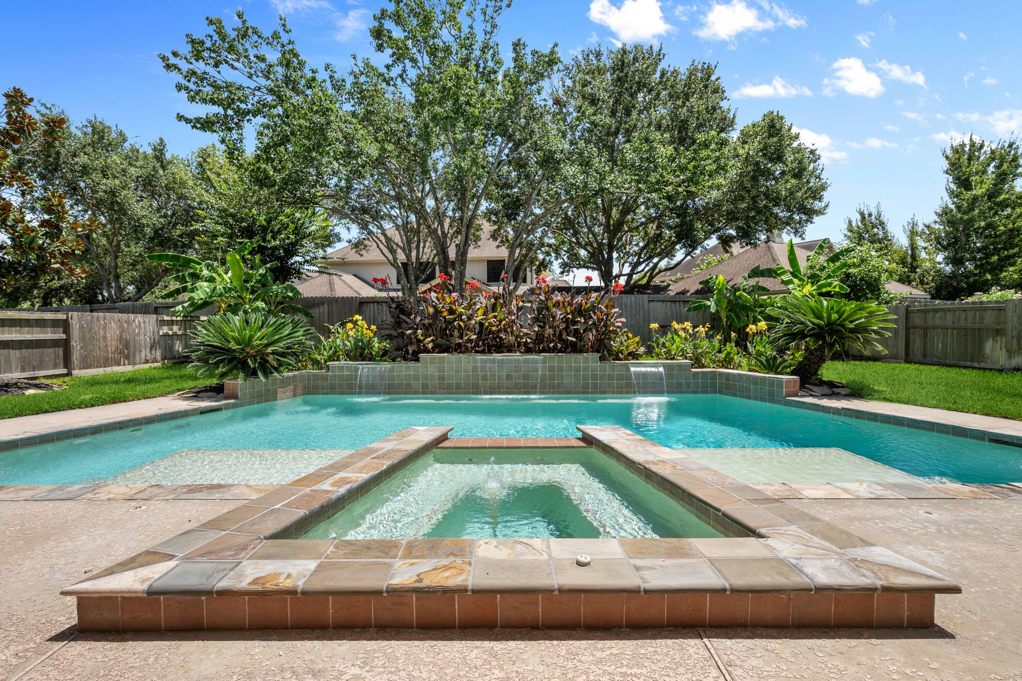  2903 Lacewood Court - 物件實景