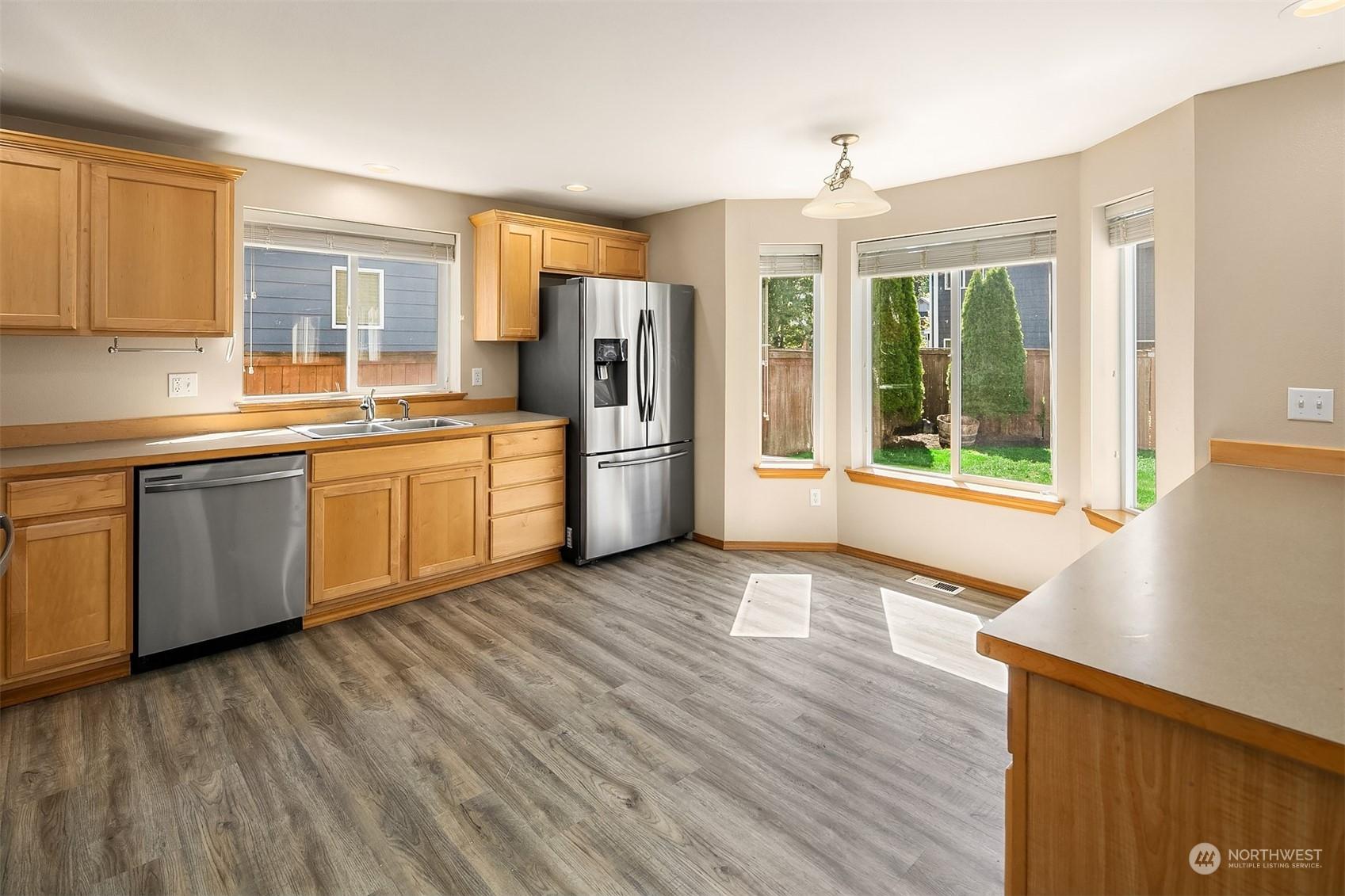 28605 226TH AVENUE SE, MAPLE VALLEY, Washington, 98038, United States, 4 Bedrooms Bedrooms, ,3 BathroomsBathrooms,Residential,For Sale,28605 226TH AVENUE SE,1610085