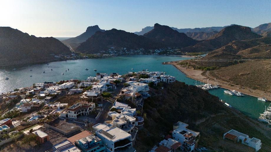 Guaymas, Sonora, 85506, Mexico, 5 Bedrooms Bedrooms, ,4 BathroomsBathrooms,Residential,For Sale,1987682