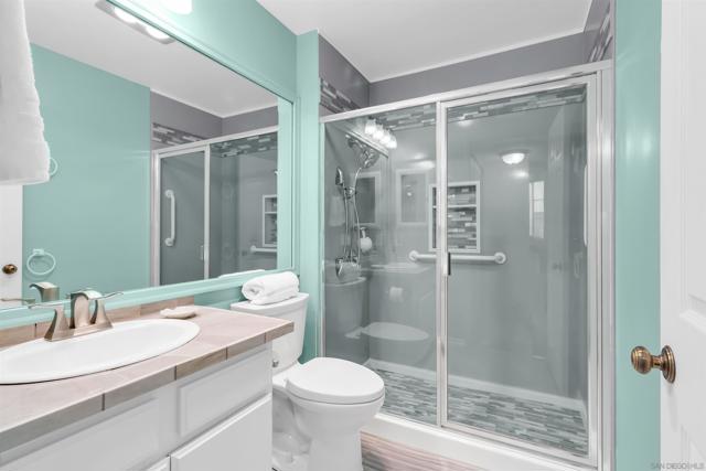 San Diego, California, 92106, United States, 2 Bedrooms Bedrooms, ,2 BathroomsBathrooms,Residential,For Sale,1835176