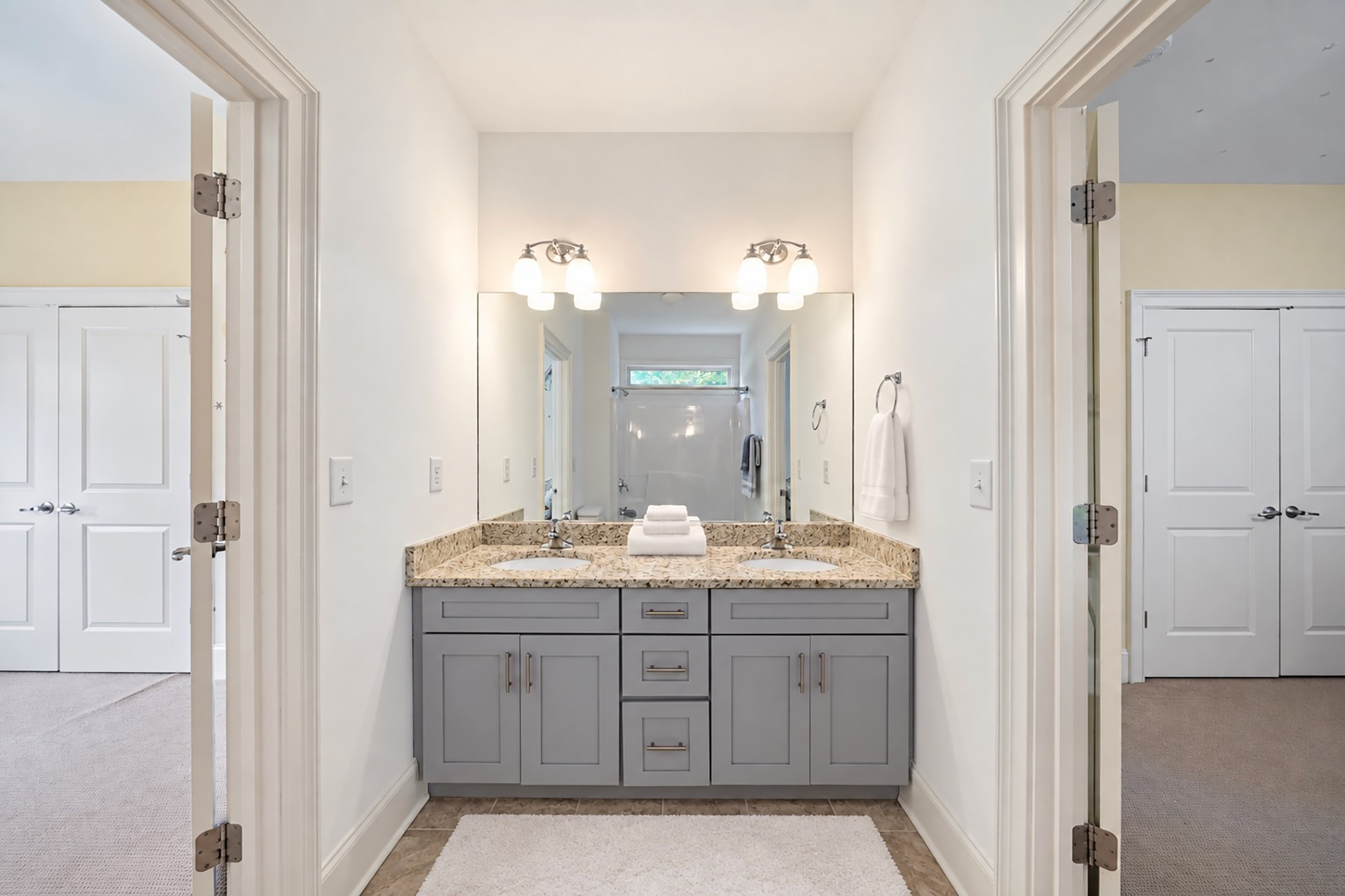  Immaculate, Move-in Ready Home Tucked into a Quiet Morningside Cul-de-sac - 物件實景