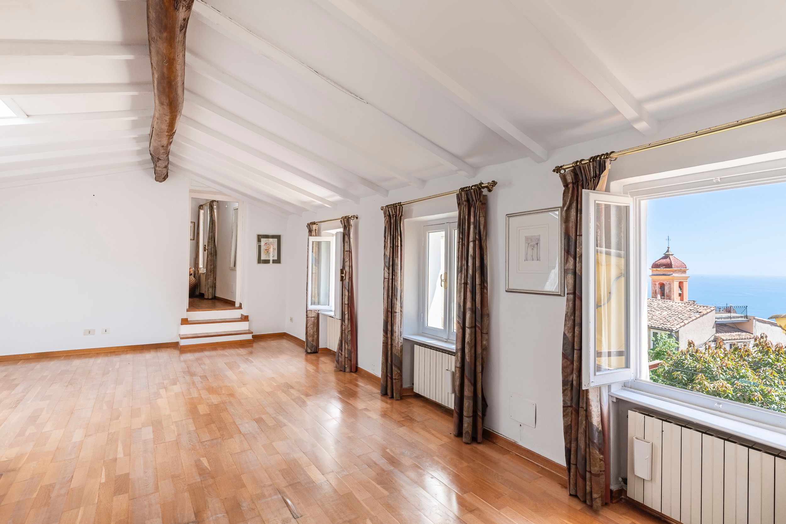  Lavish Townhouse with Panoramic Views in Roquebrune Cap Martin - 物件實景