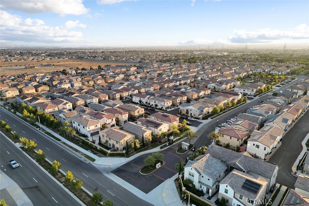 Fontana, California, 92336, United States, 3 Bedrooms Bedrooms, ,3 BathroomsBathrooms,Residential,For Sale,1928746