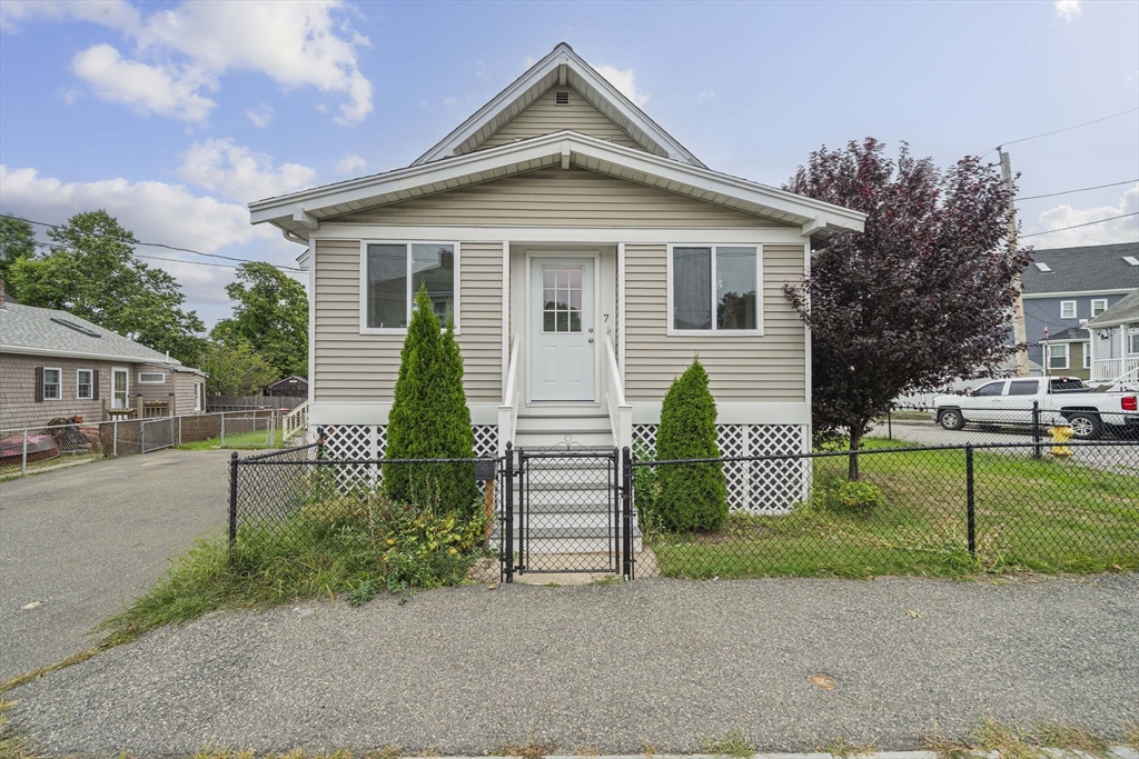 Quincy, Massachusetts, 02169, United States, 3 Bedrooms Bedrooms, ,2 BathroomsBathrooms,Residential,For Sale,1951174