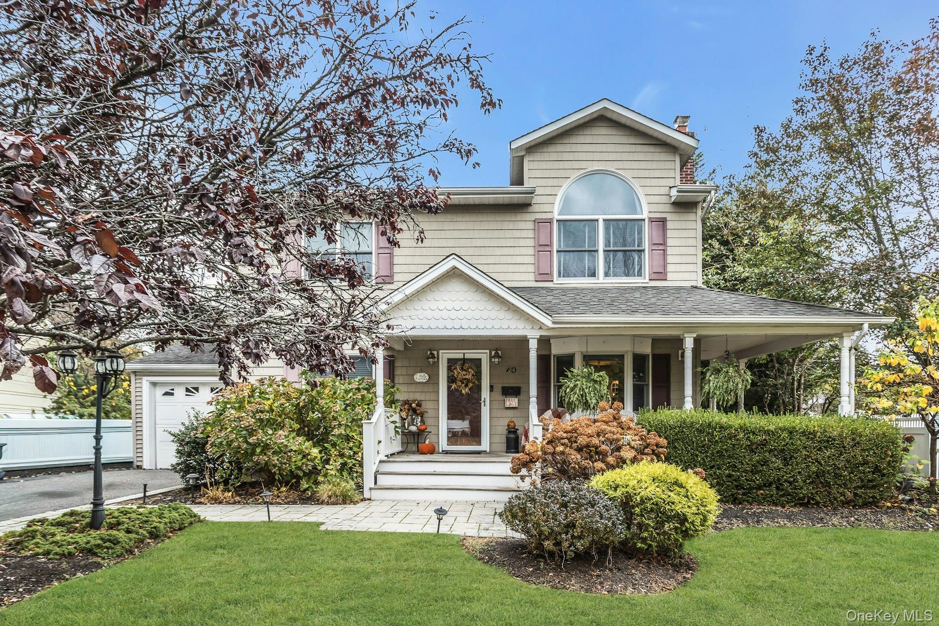 Northport, New York, 11768, United States, 4 Bedrooms Bedrooms, ,3 BathroomsBathrooms,Residential,For Sale,1988277