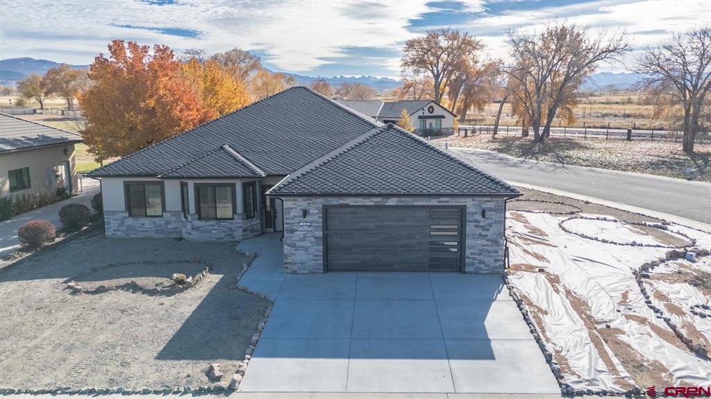 Montrose, Colorado, 81401, United States, 3 Bedrooms Bedrooms, ,2 BathroomsBathrooms,Residential,For Sale,1994283