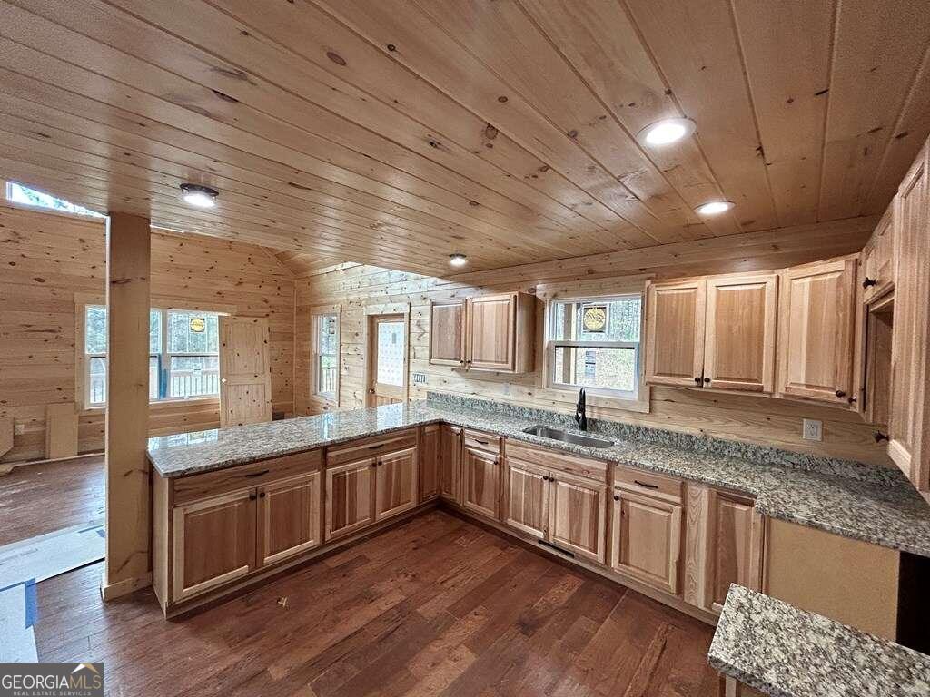 Mineral Bluff, Georgia, 30559, United States, 3 Bedrooms Bedrooms, ,3 BathroomsBathrooms,Residential,For Sale,1858884