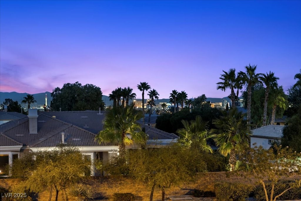 Las Vegas, Nevada, 89135, United States, 5 Bedrooms Bedrooms, ,6 BathroomsBathrooms,Residential,For Sale,1987610