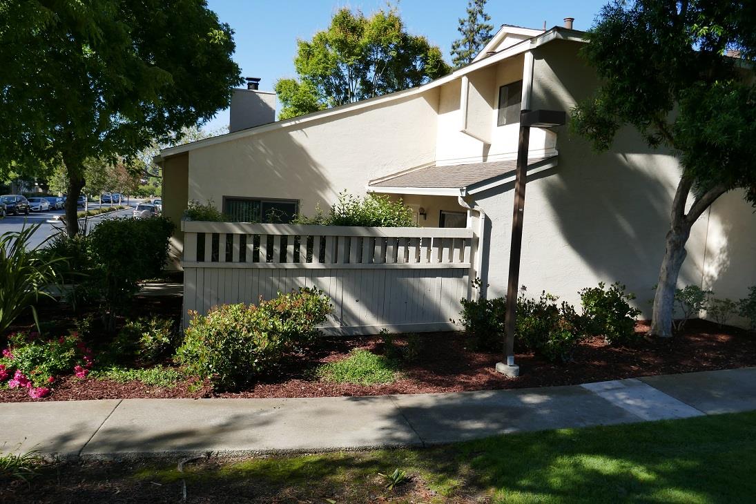 Sunnyvale, California, 94087, United States, 3 Bedrooms Bedrooms, ,2 BathroomsBathrooms,Residential,For Sale,1739915