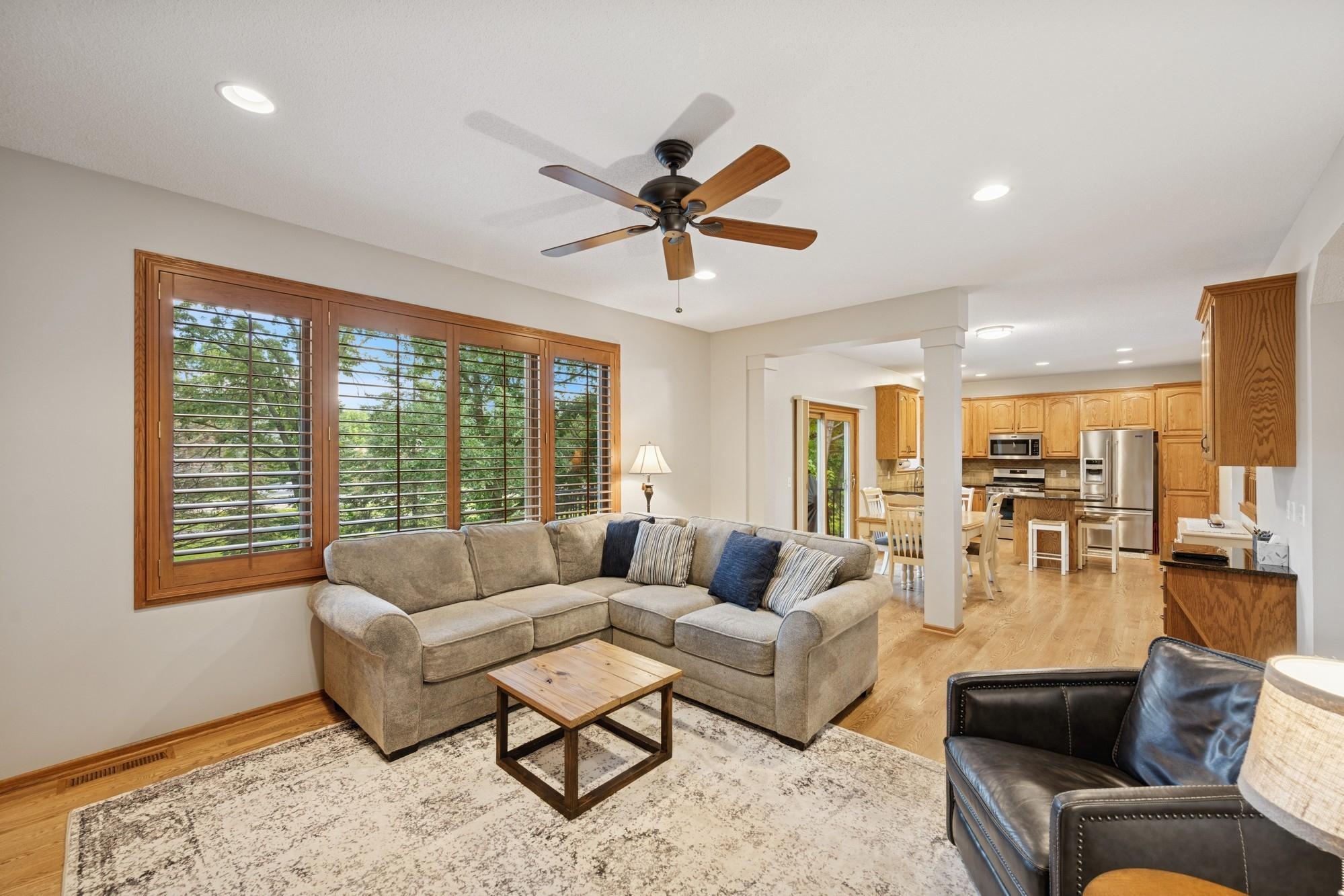 Lakeville, Minnesota, 55044, United States, 5 Bedrooms Bedrooms, ,4 BathroomsBathrooms,Residential,For Sale,1901941