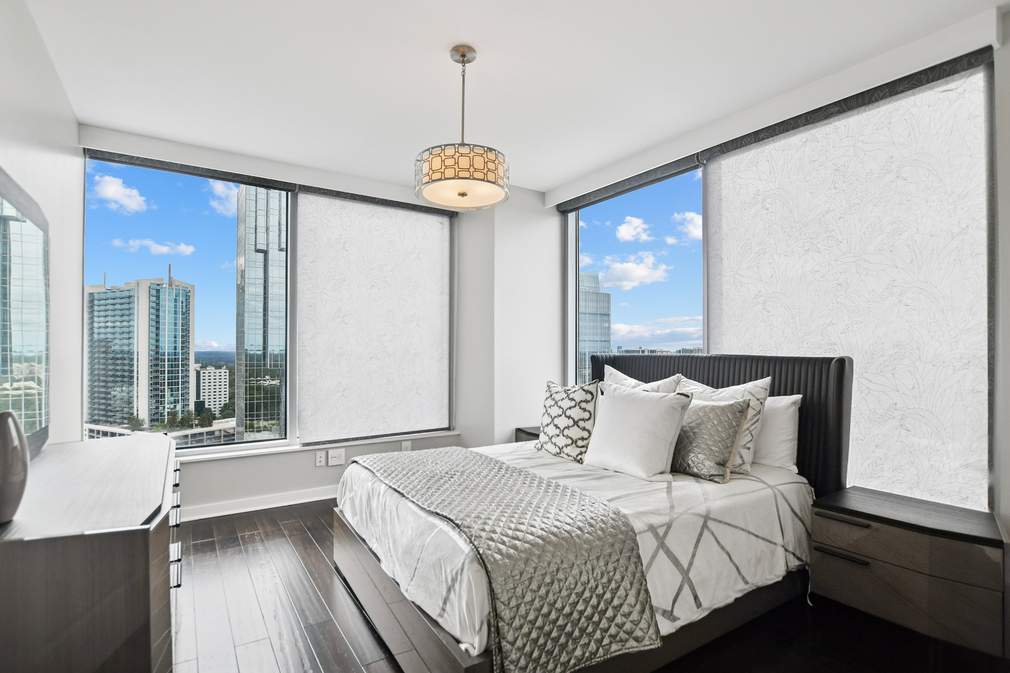  Stunning Two Bedroom Buckhead Condo with Breathtaking Corner Views - 物件實景