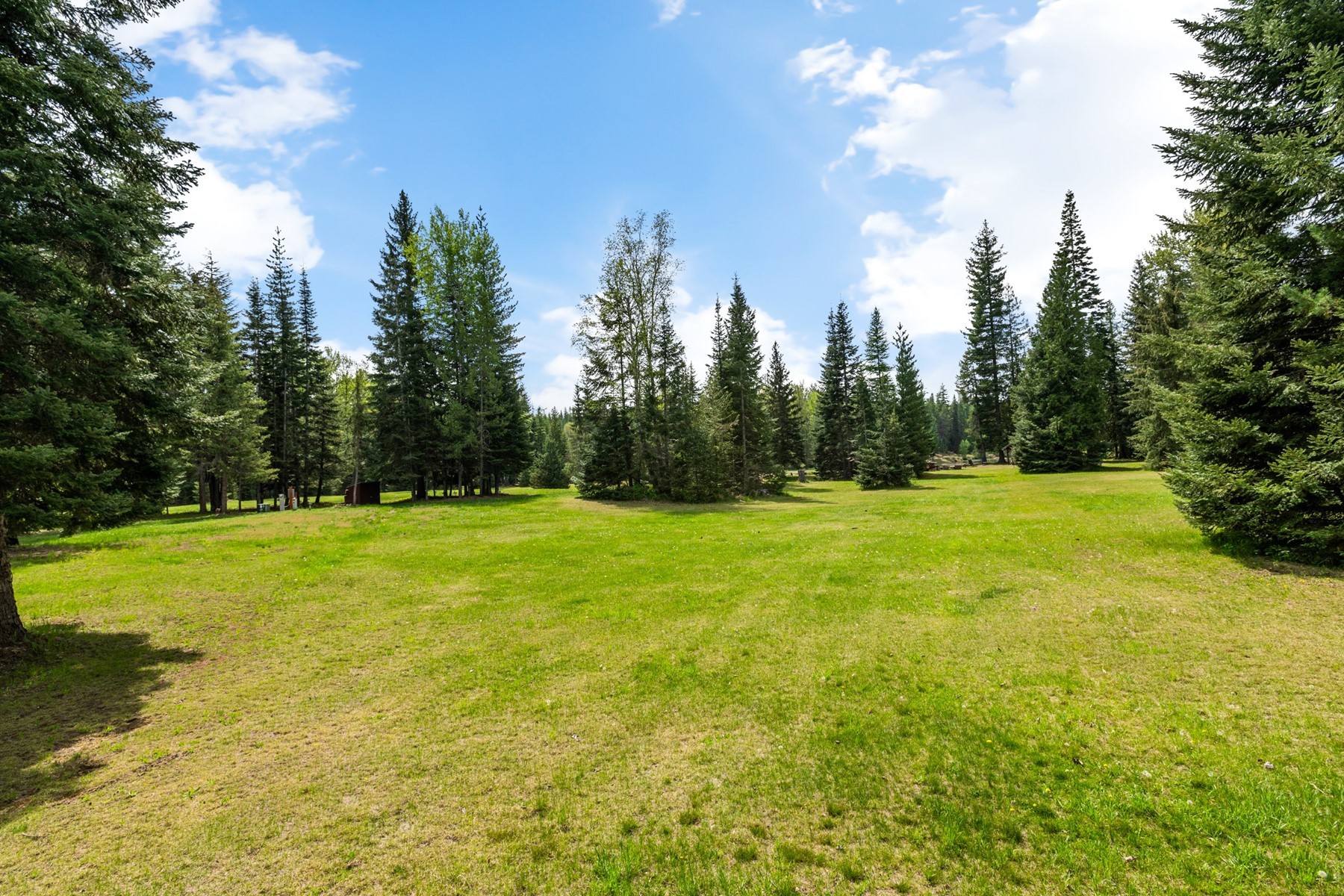  Riverfront Estate Ranch Property - 物件實景