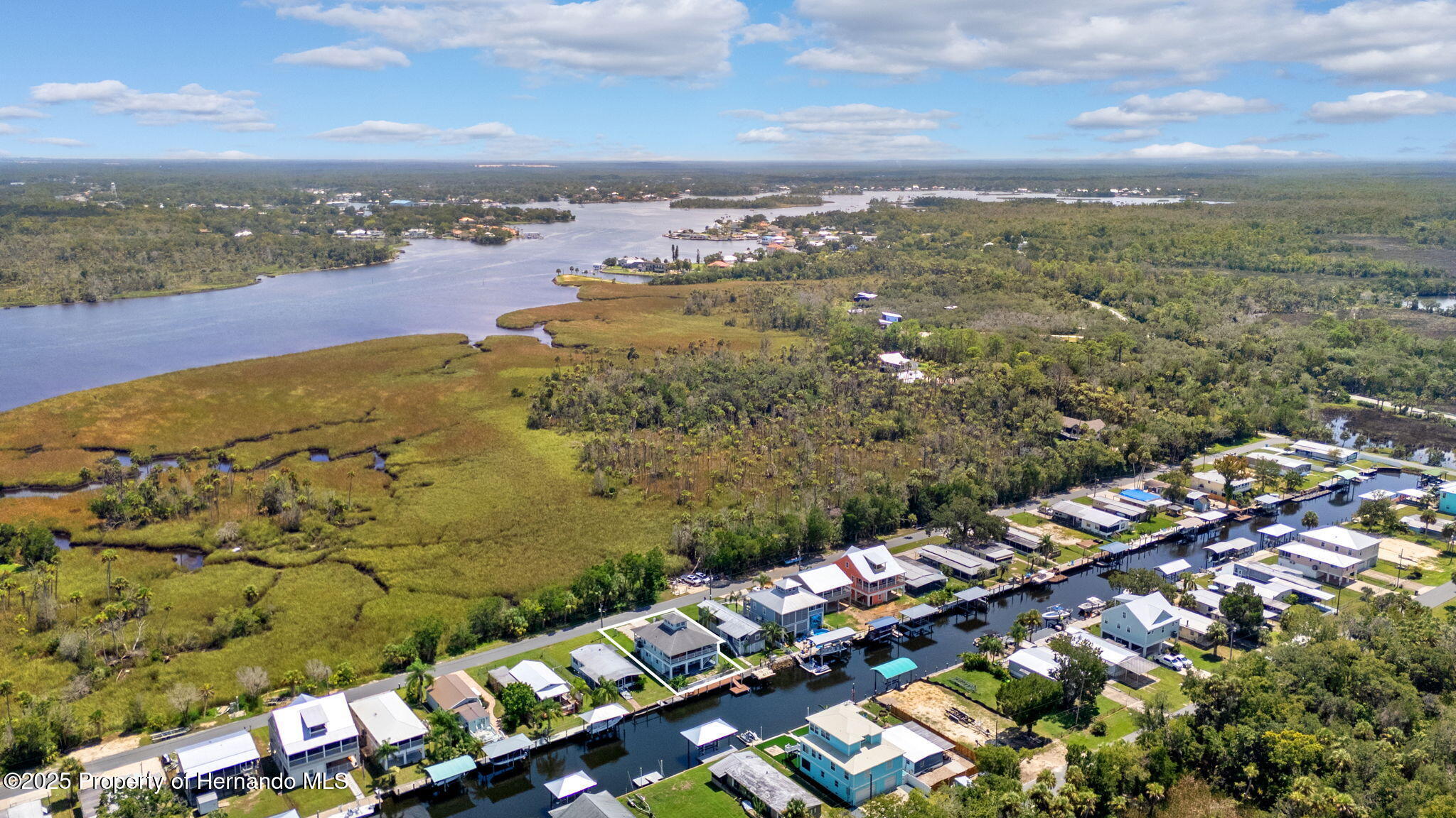 Crystal River, Florida, 34429, United States, 3 Bedrooms Bedrooms, ,2 BathroomsBathrooms,Residential,For Sale,1981608