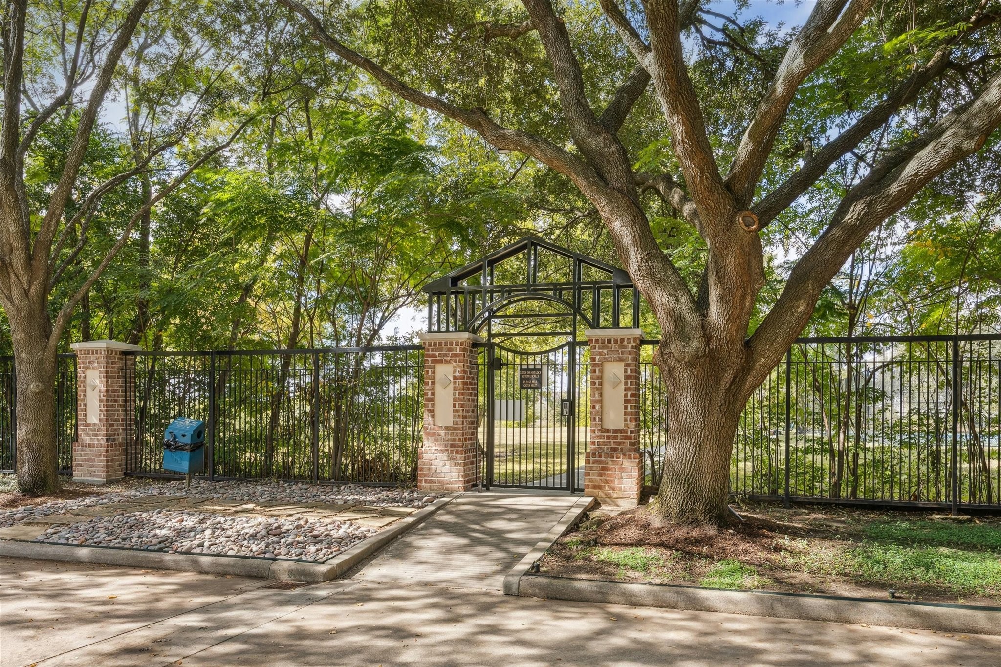  3339 Green Tree Park - 物件實景