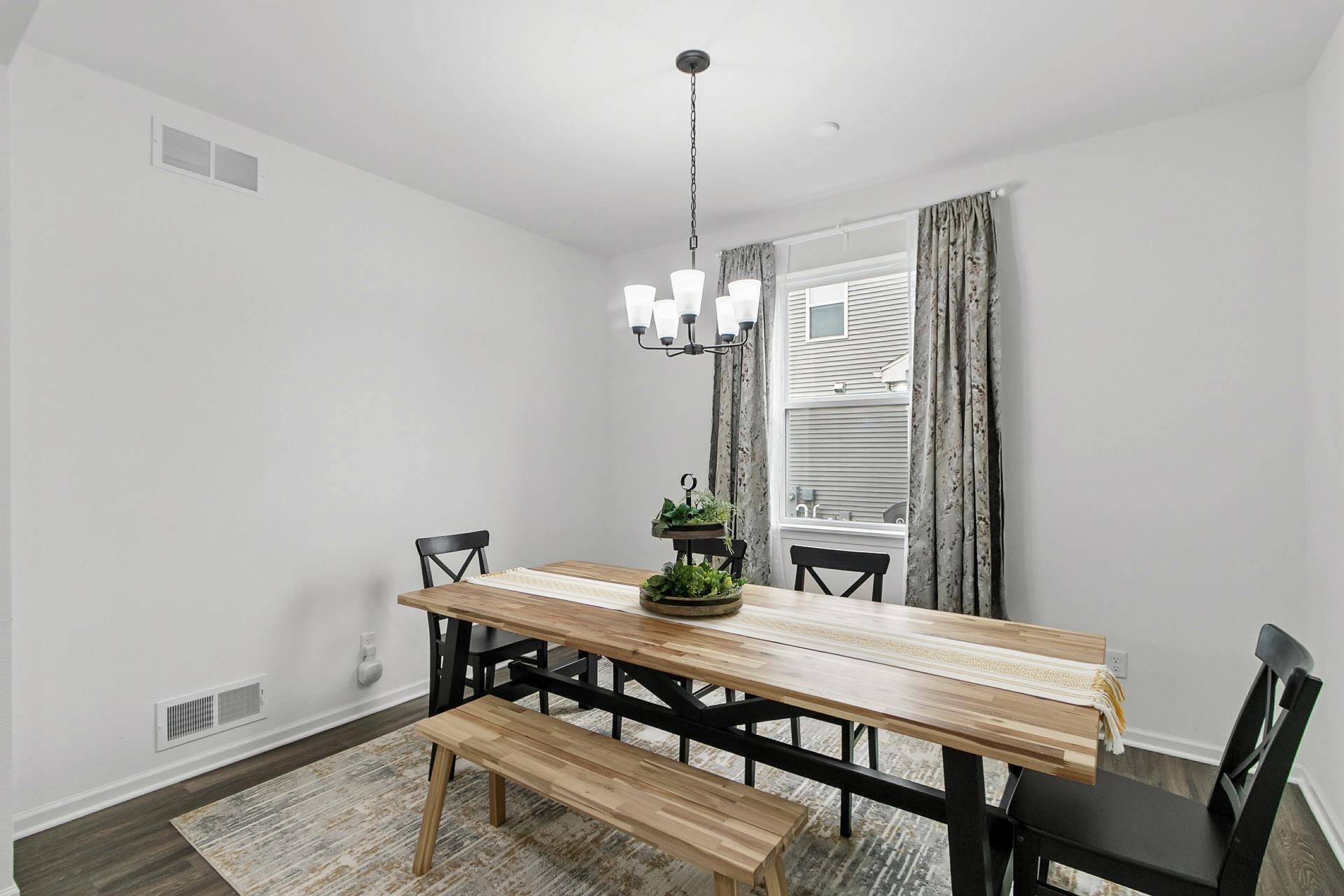 DeForest, Wisconsin, 53532, United States, 4 Bedrooms Bedrooms, ,4 BathroomsBathrooms,Residential,For Sale,1913237