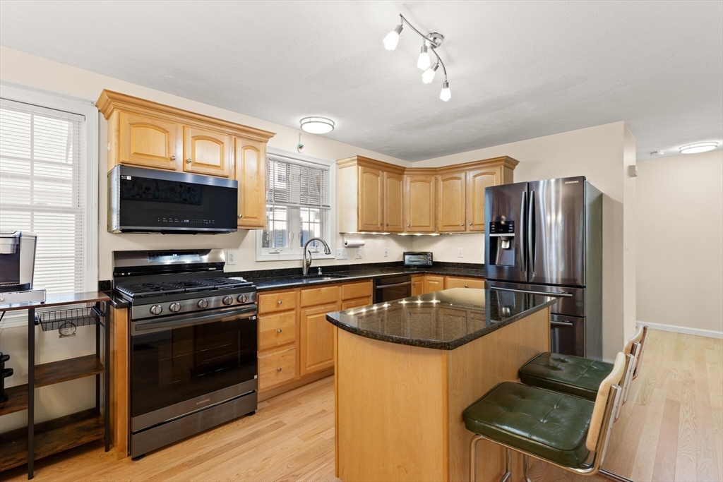 Framingham, Massachusetts, 01701, United States, 3 Bedrooms Bedrooms, ,3 BathroomsBathrooms,Residential,For Sale,1968924