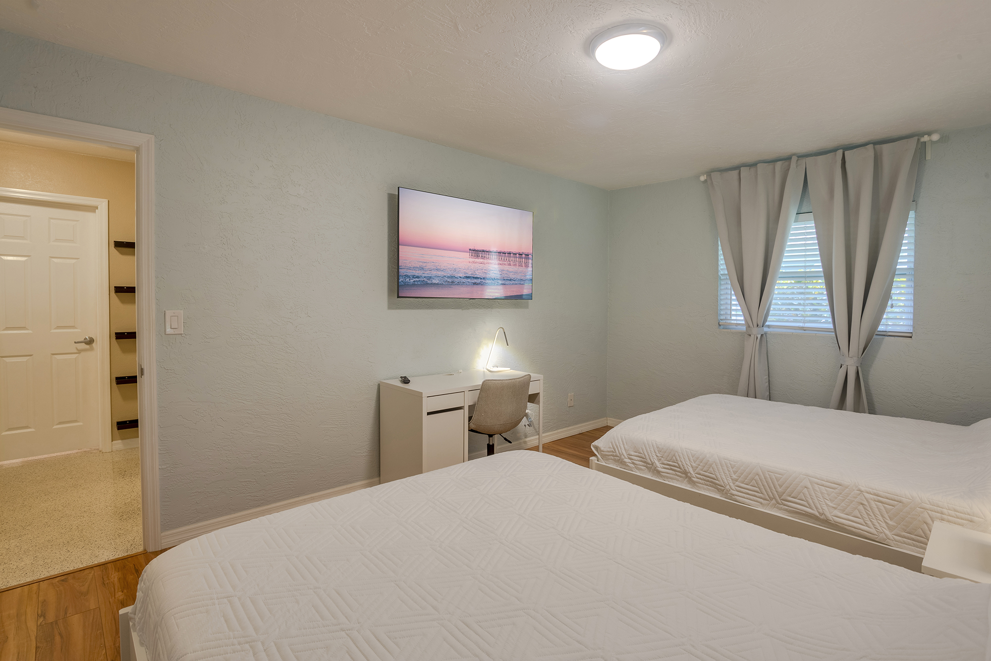 Largo, Florida, 33770, United States, 2 Bedrooms Bedrooms, ,2 BathroomsBathrooms,Residential,For Sale,1979255