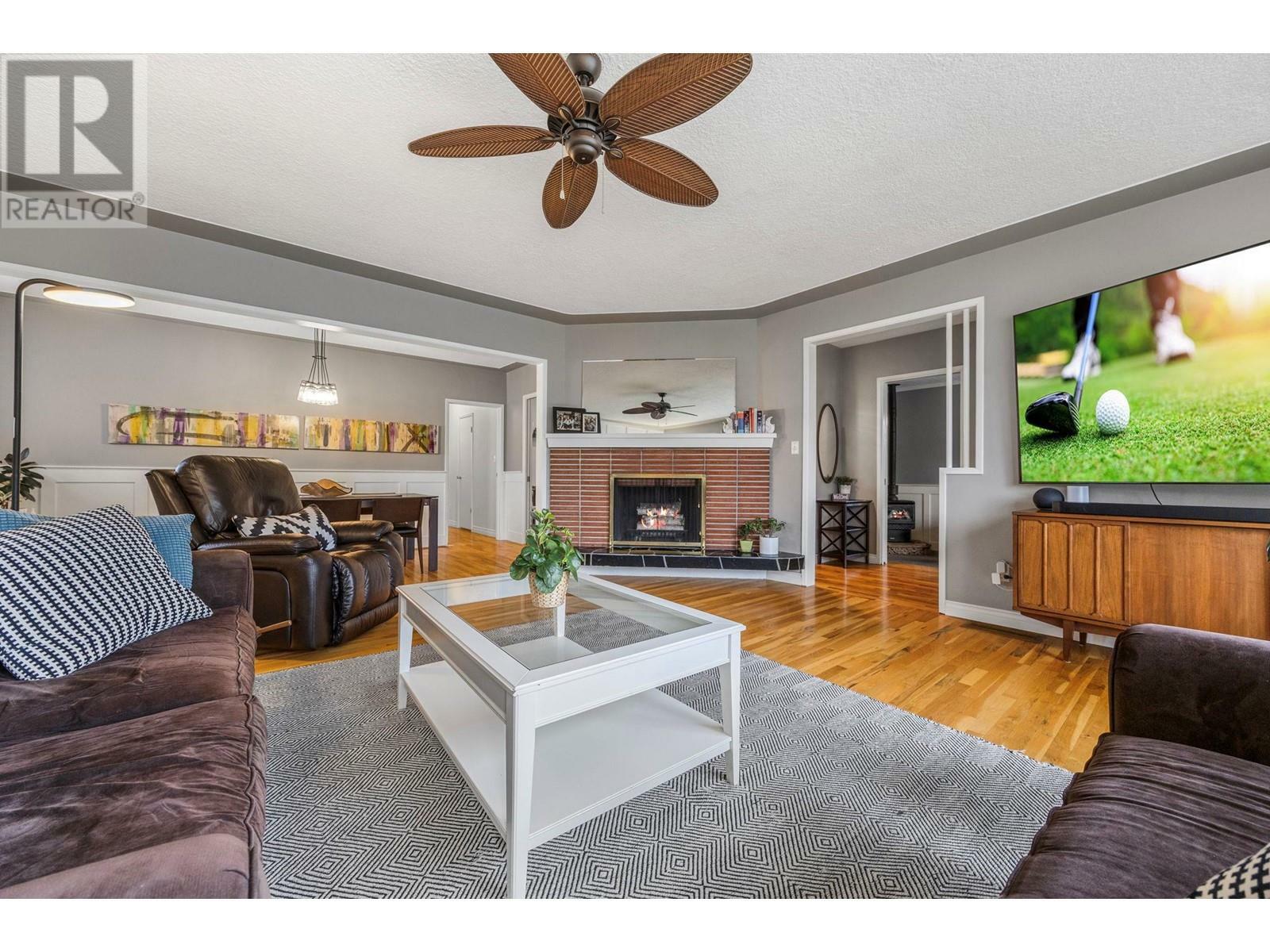KELOWNA, British Columbia, V1Y 6A2, CA, 4 Bedrooms Bedrooms, ,3 BathroomsBathrooms,Residential,For Sale,1838696