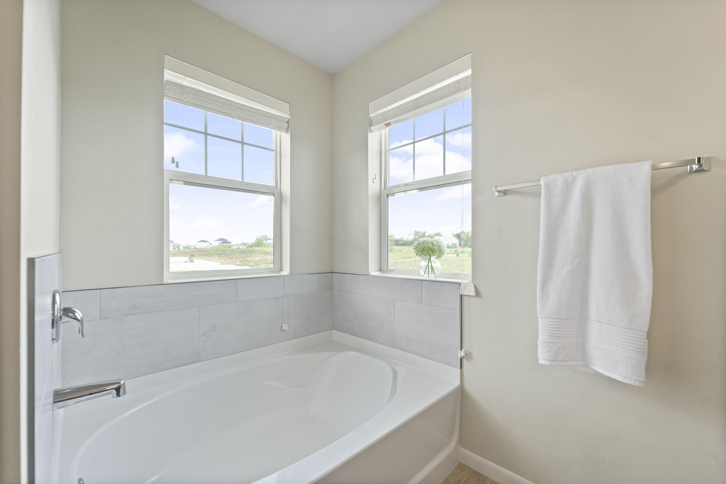 Mequon, Wisconsin, 53097, United States, 5 Bedrooms Bedrooms, ,4 BathroomsBathrooms,Residential,For Sale,1932349