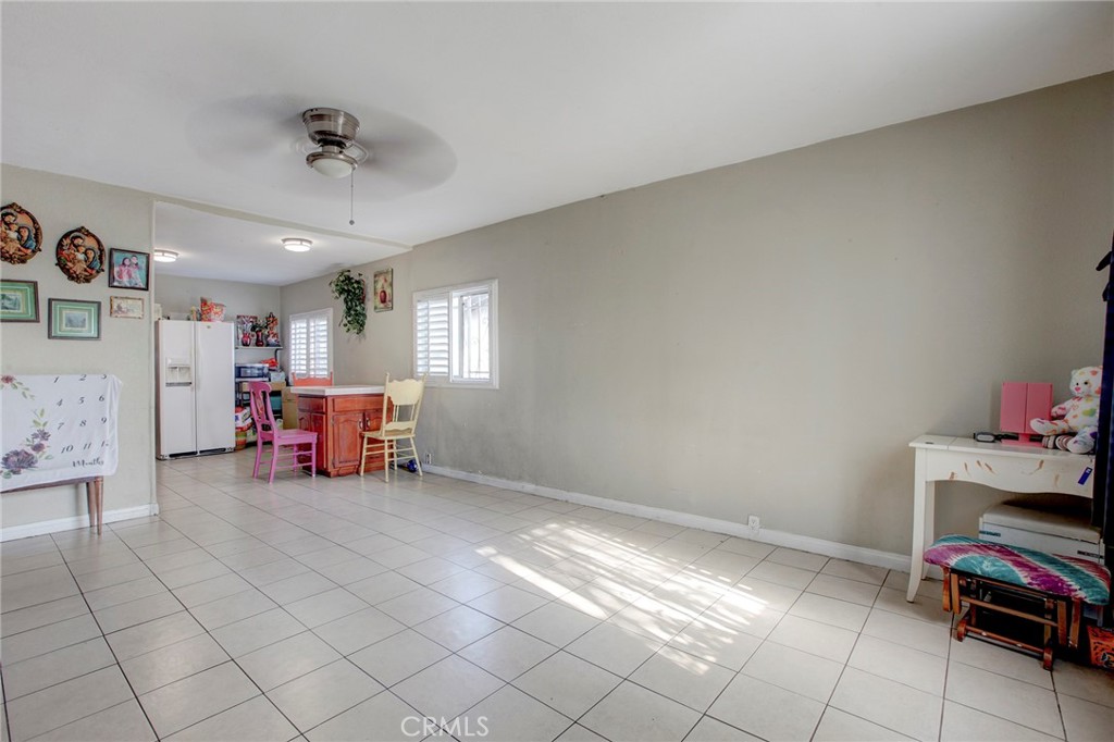 Los Angeles, California, 90003, United States, 3 Bedrooms Bedrooms, ,2 BathroomsBathrooms,Residential,For Sale,2008839