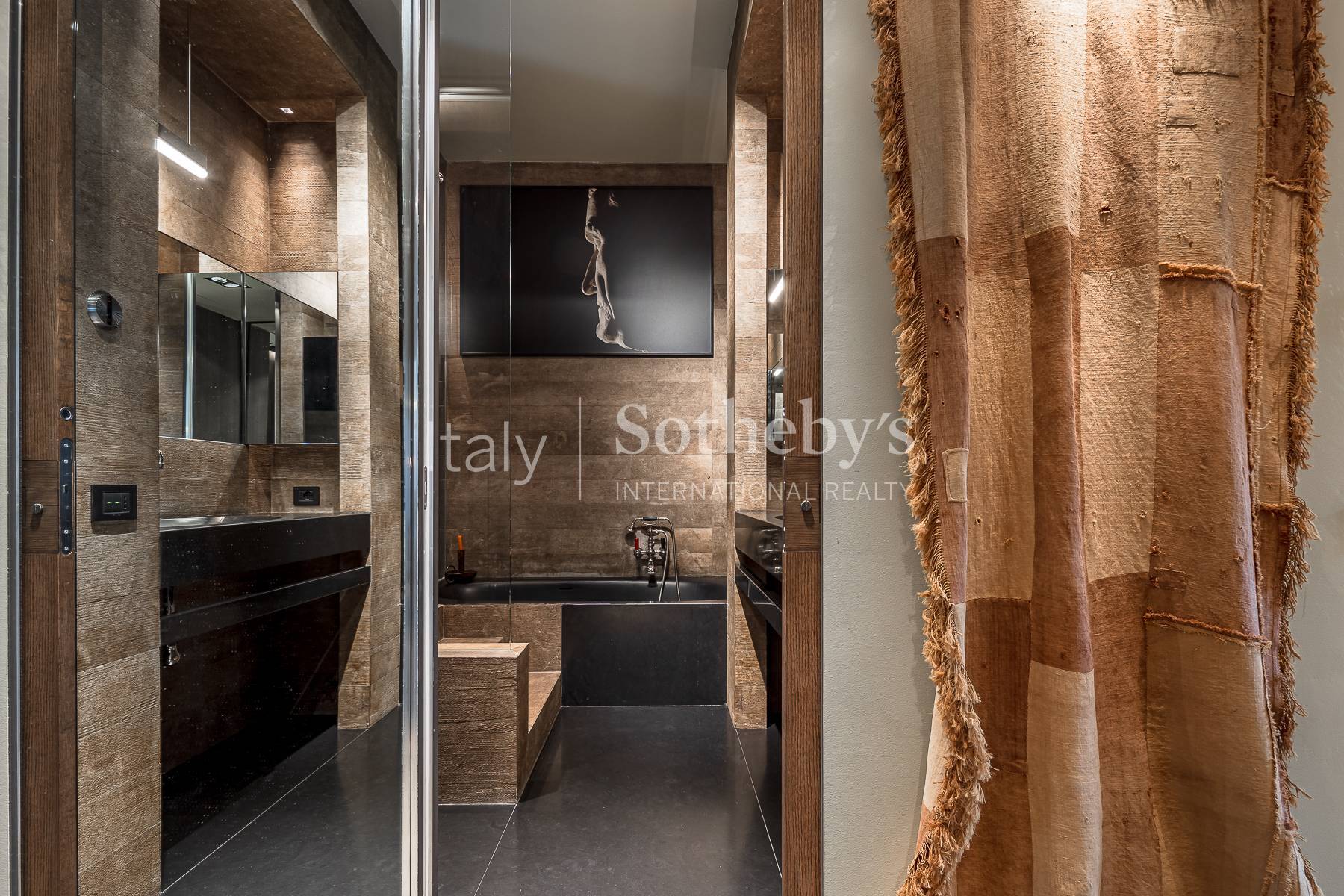  Prestigious apartment with terrace in Corso Magenta - 物件實景