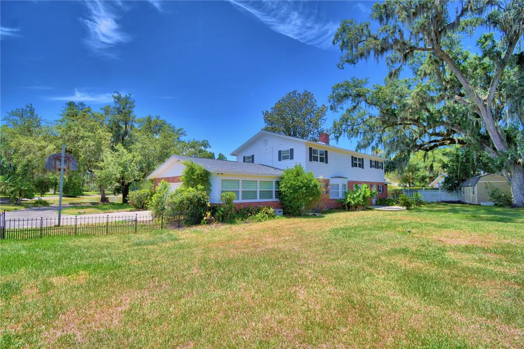Bartow, Florida, 33830, United States, 5 Bedrooms Bedrooms, ,3 BathroomsBathrooms,Residential,For Sale,1839878