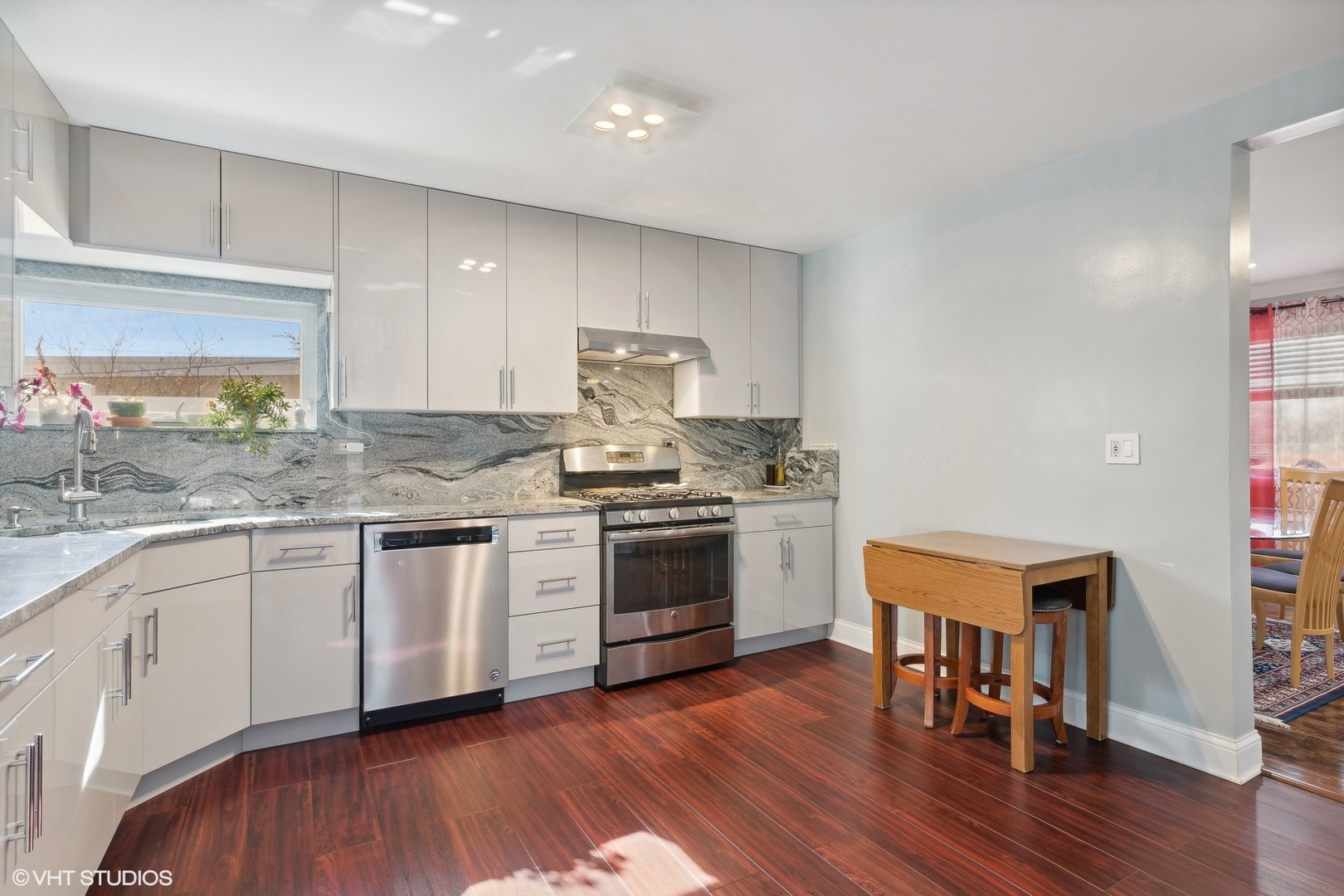 8297 Washington Street, Niles, Illinois, 60714, United States, 4 Bedrooms Bedrooms, ,3 BathroomsBathrooms,Residential,For Sale,8297 Washington Street,1499524