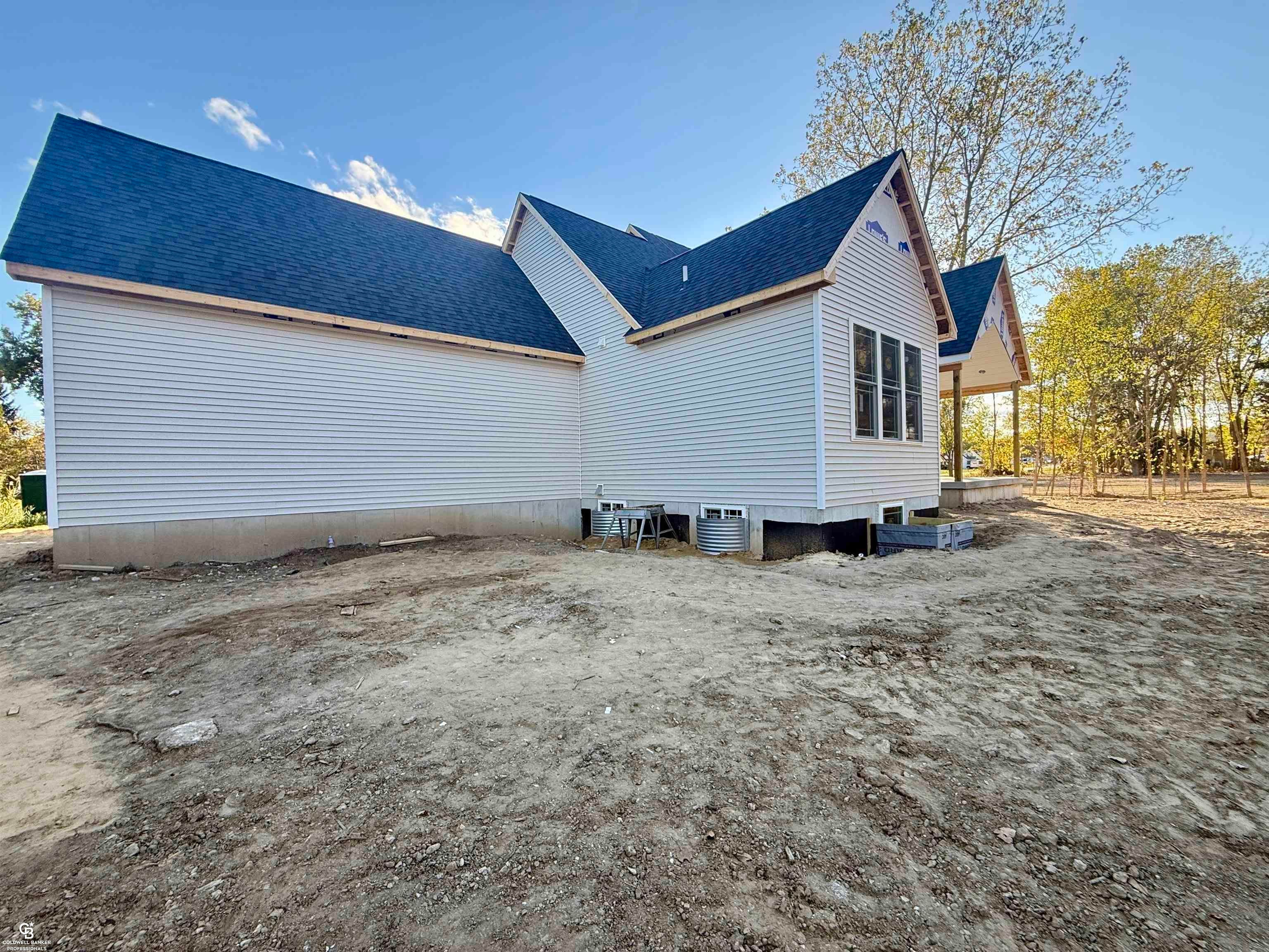 Saint Clair, Michigan, 48079, United States, 5 Bedrooms Bedrooms, ,3 BathroomsBathrooms,Residential,For Sale,1868315