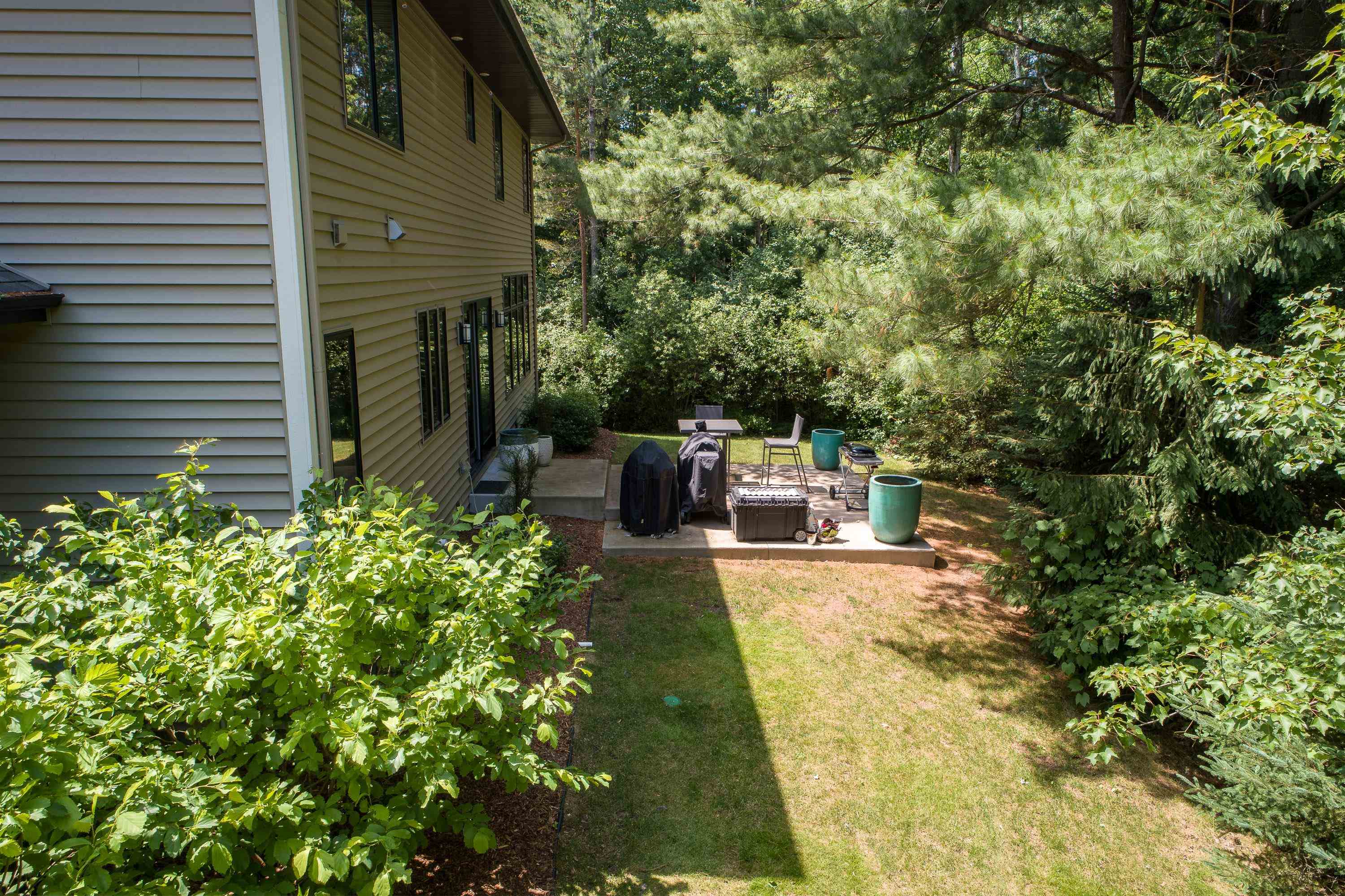 Midland, Michigan, 48642, United States, 4 Bedrooms Bedrooms, ,5 BathroomsBathrooms,Residential,For Sale,1927843