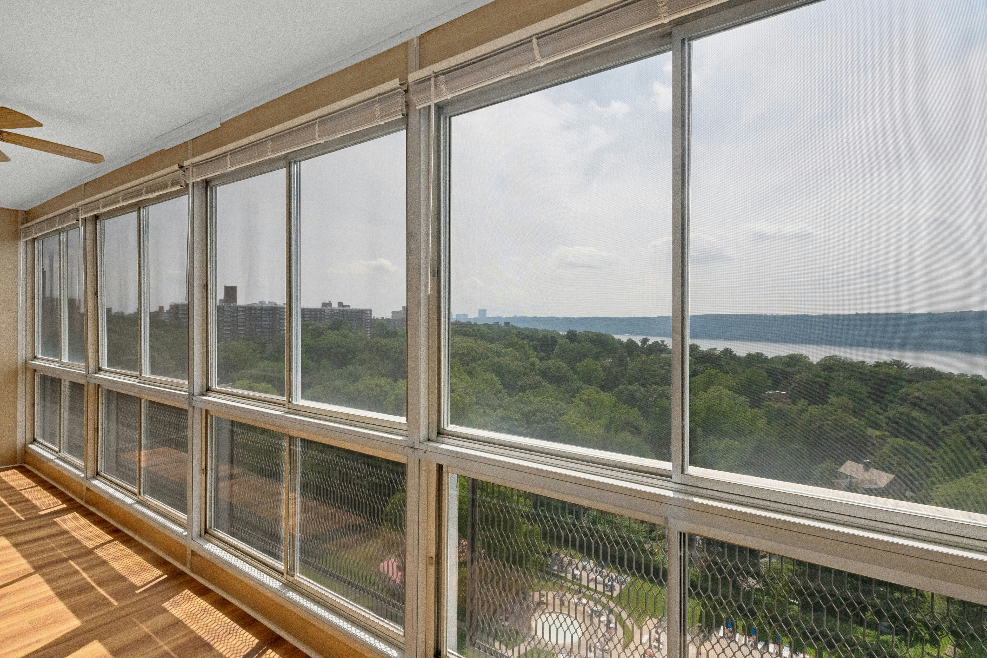  4705 Henry Hudson Parkway, Bronx, NY 10471 - 物件實景
