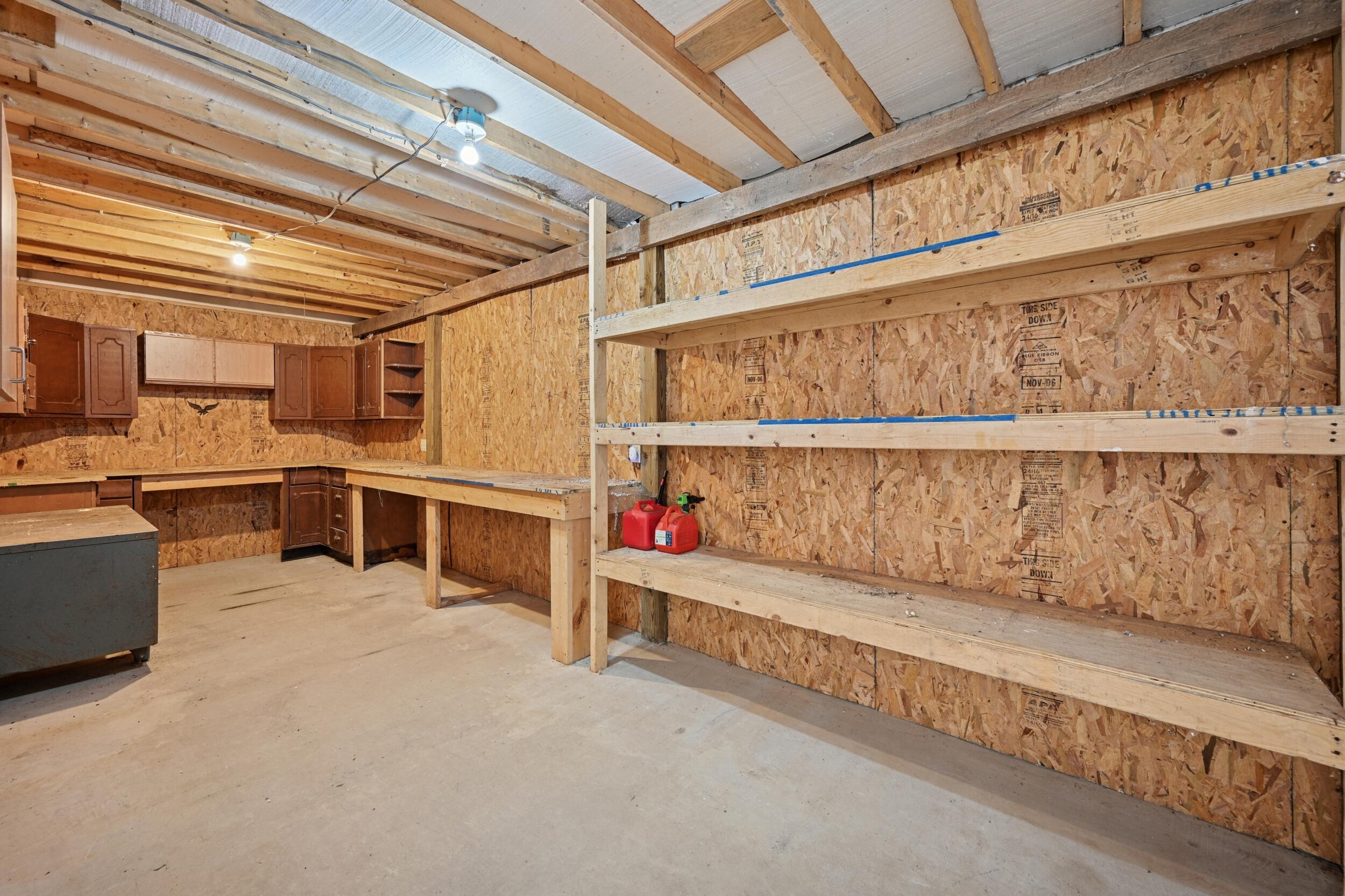 Burlington, Kentucky, 41005, United States, 3 Bedrooms Bedrooms, ,2 BathroomsBathrooms,Residential,For Sale,1989647