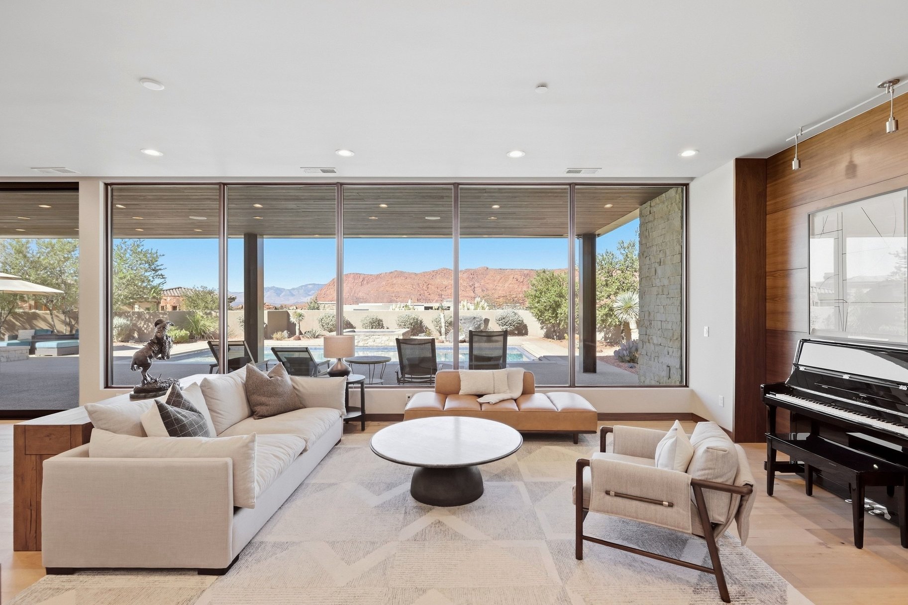  Warm Desert Modern Single Level Living in the Gated side of the Ledges Course - 物件實景